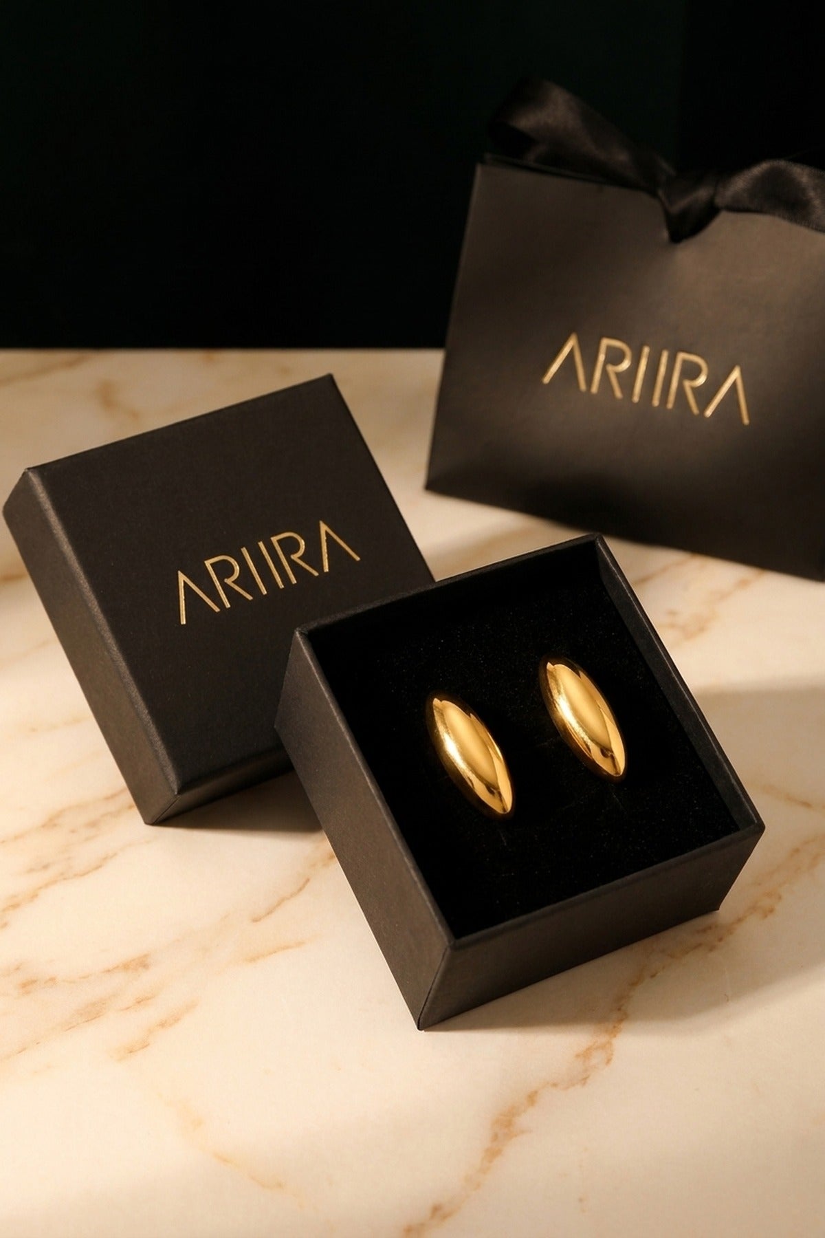 Gold Pani Smooth Water Drop Earrings