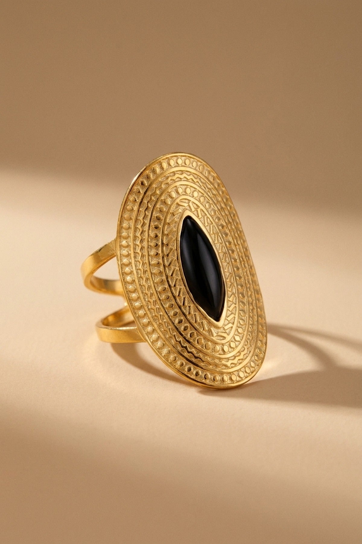 Emaar Oval Open Ring - Black