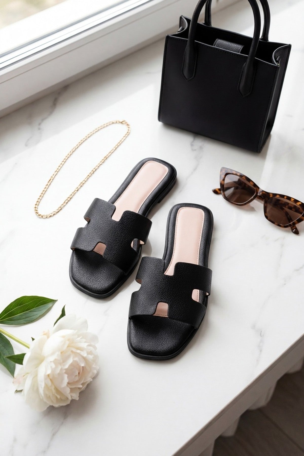 Aria Womens H-Strap Flat Slide Sandals - BLACK