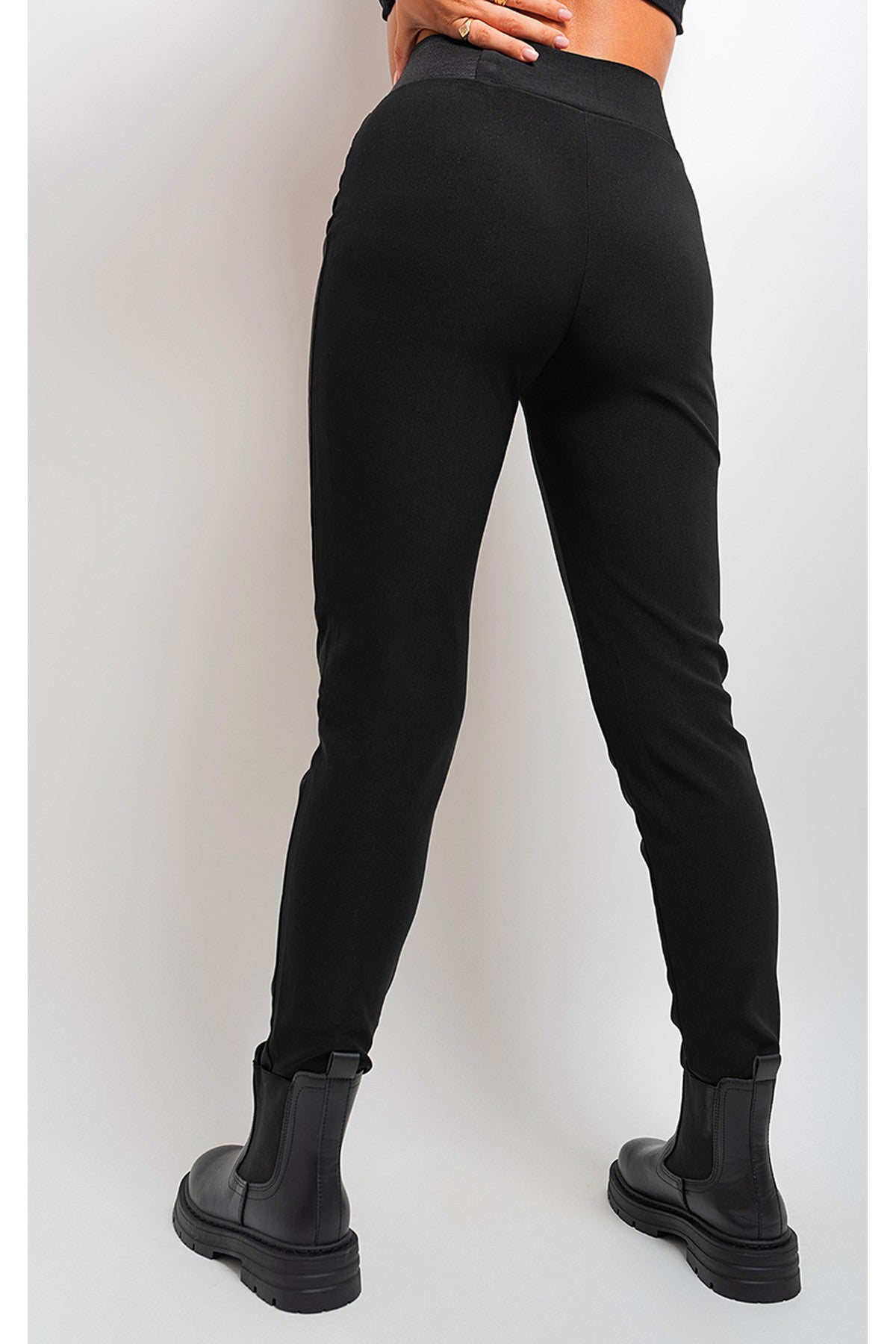 Ariah Elastic Waist Button Detail Leggings - BLACK