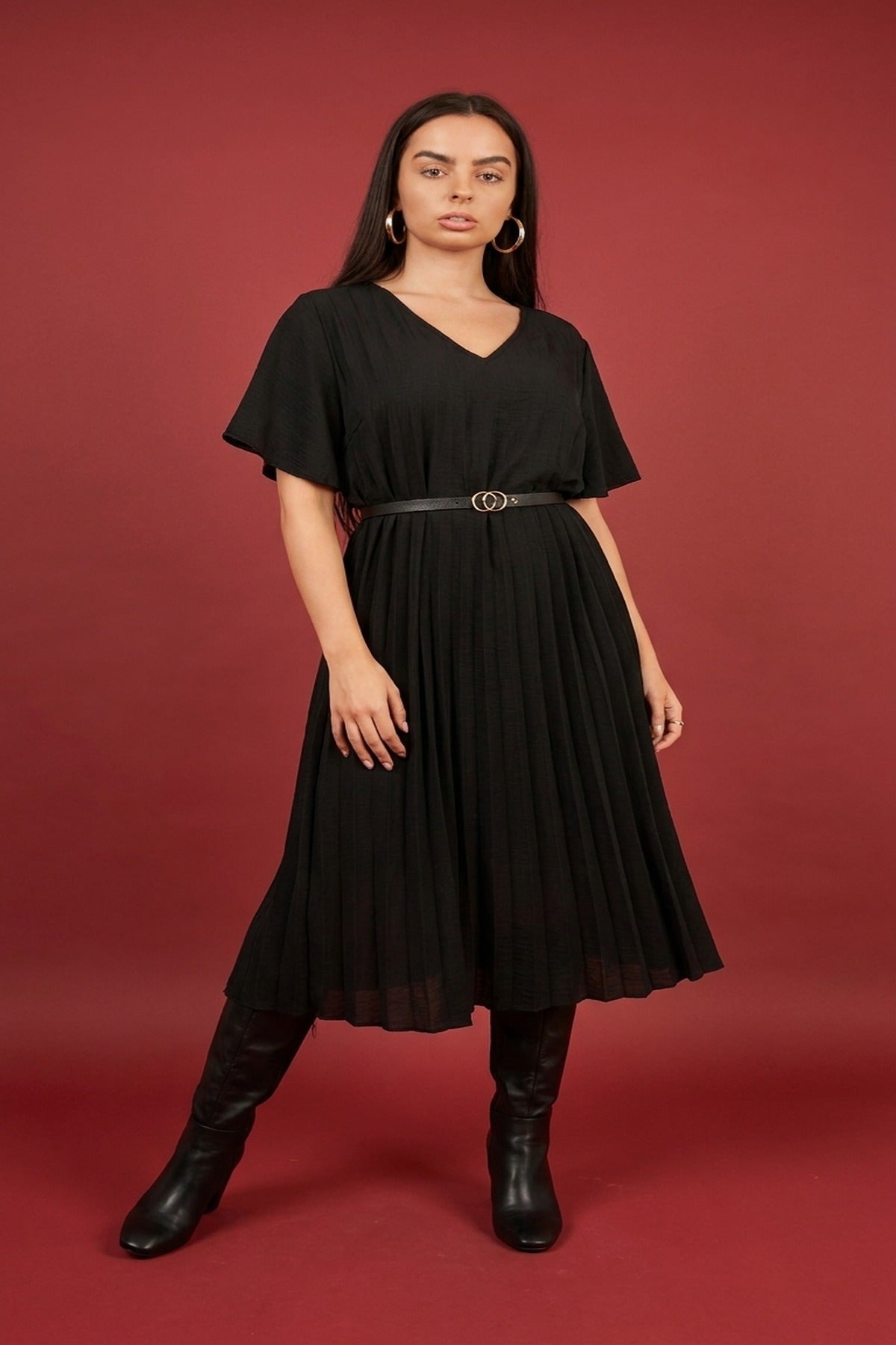 Elidi Short Sleeve Pleated Midi Dress With Waist Belt - Black