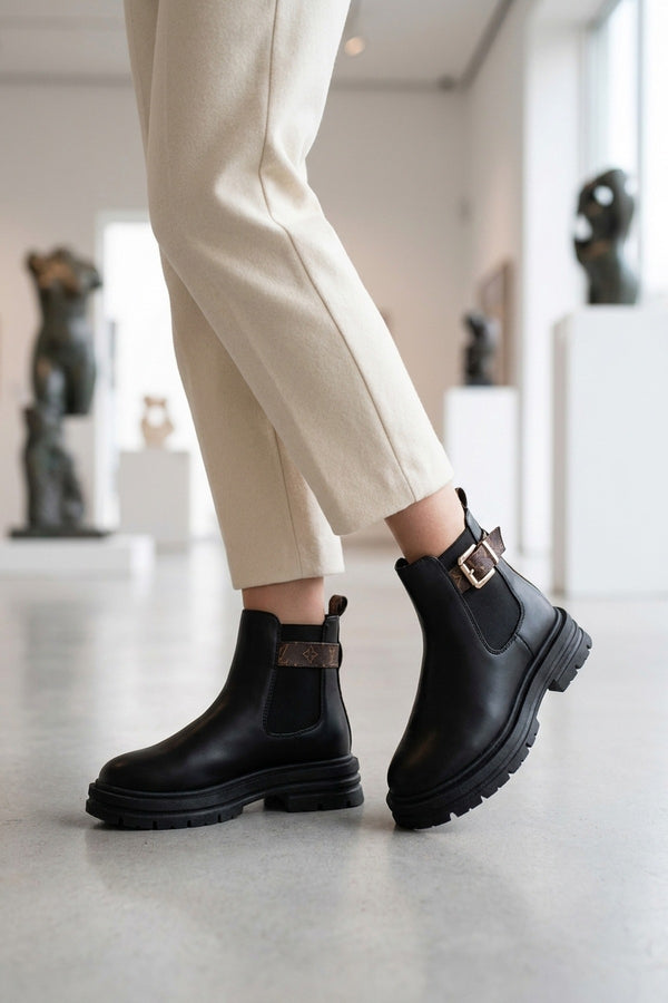 Zosia Chunky Sole Chelsea Boots - Black