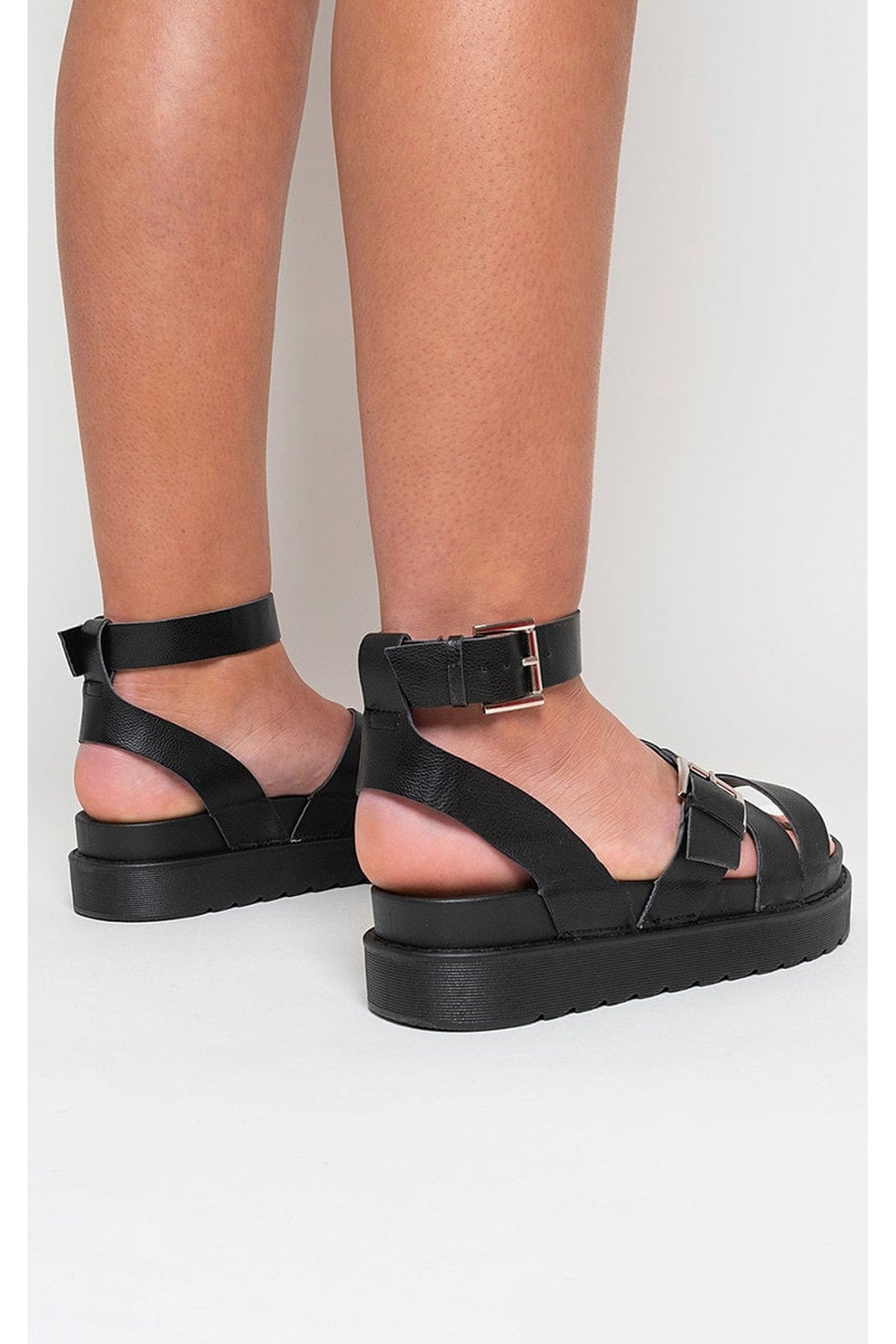 Alaiya Leather Chunky Platform Sandals - Black