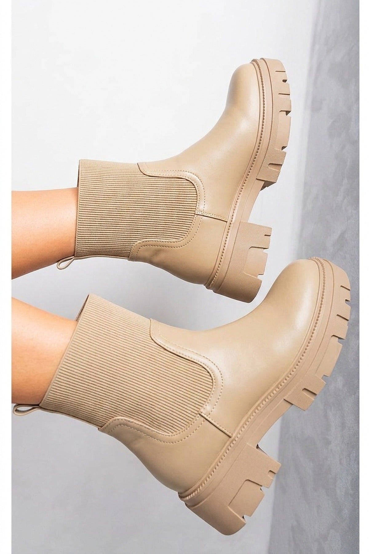 Ashley Chelsea Chunky Ankle Boots - Khaki