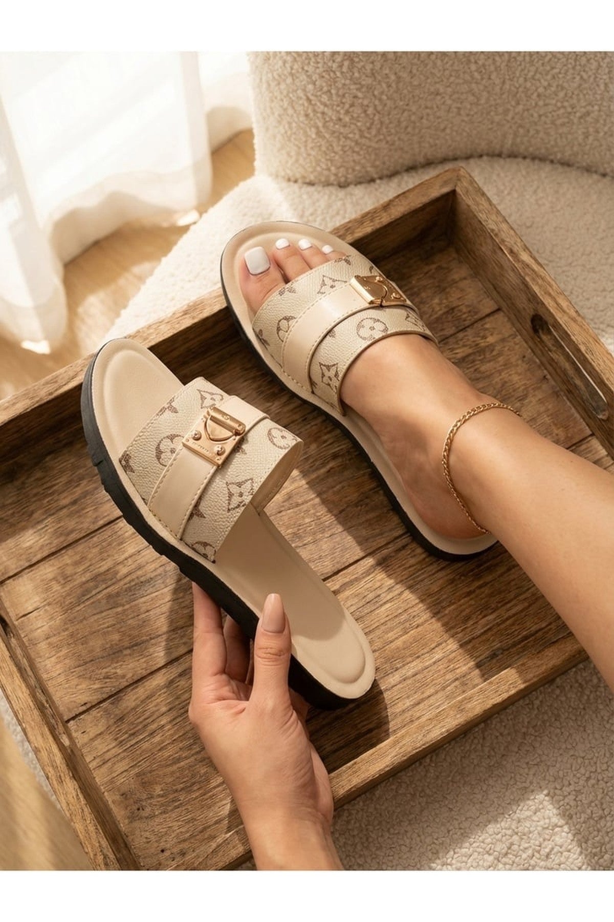 Amber Patterned Slider Sandals - Beige