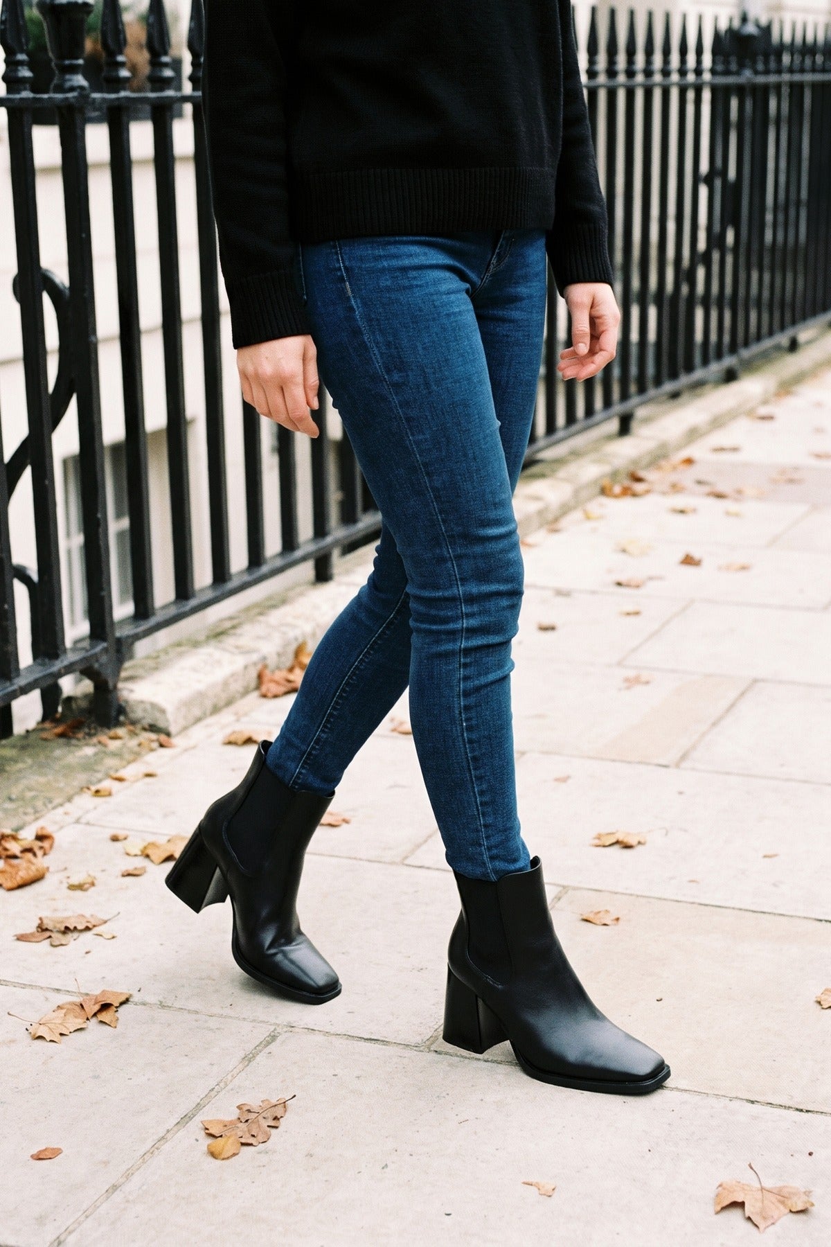 Elif Square Toe Block Heel Chelsea Boots - Black