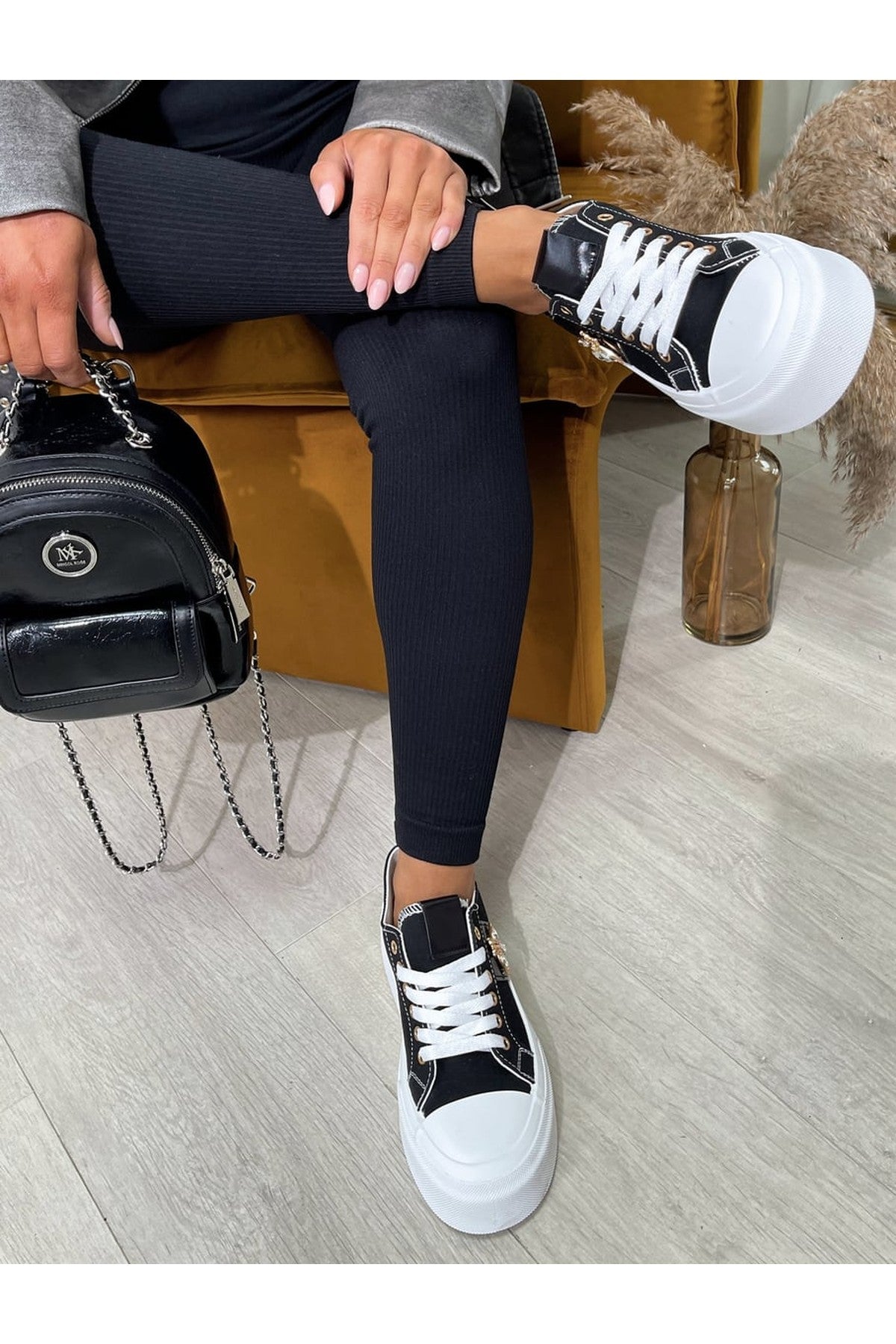 Calista Luxe Bee Decorative Lace Up Platform Trainers - Black