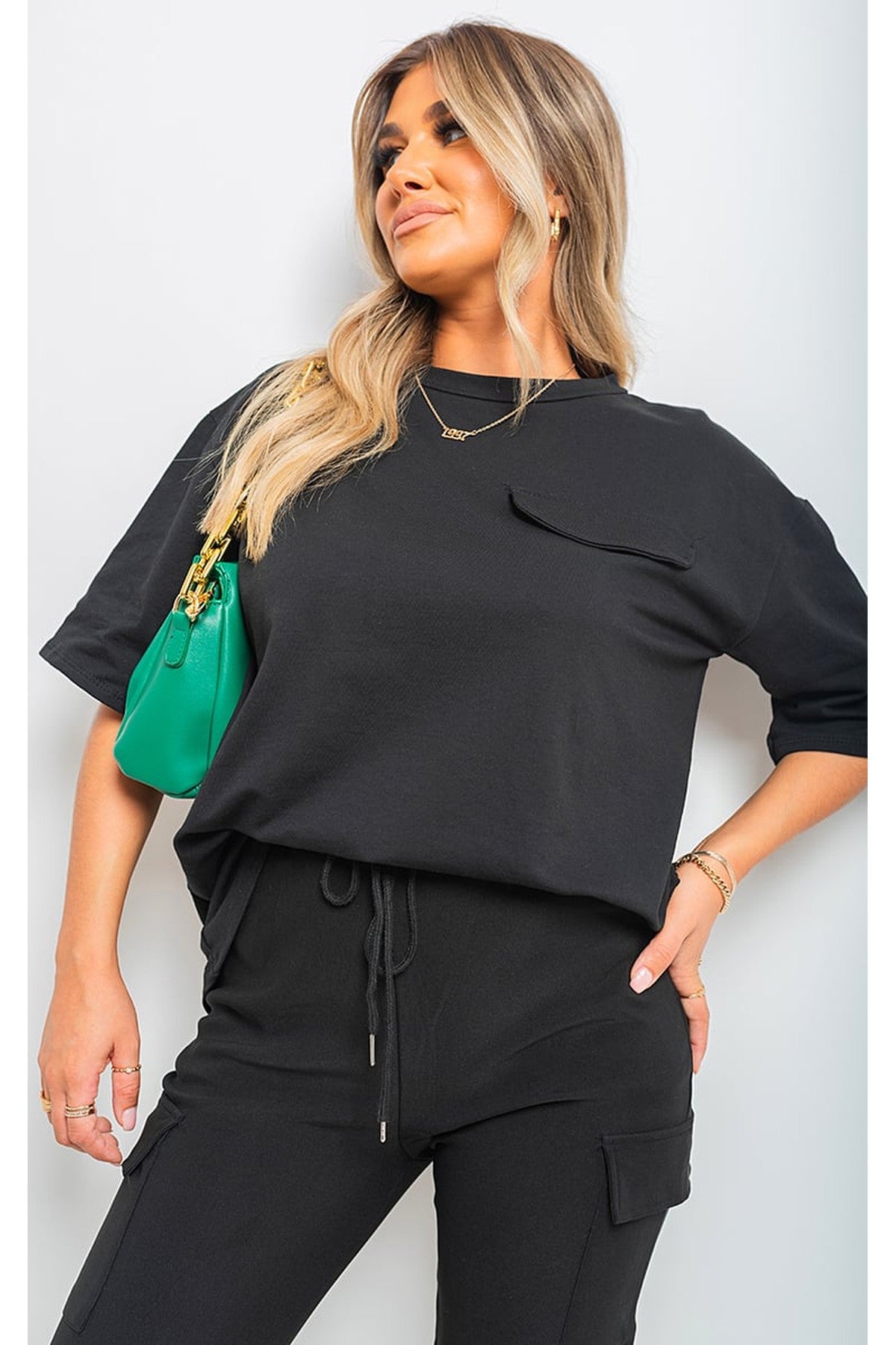 Camryn Oversized Cargo T-shirt - Black