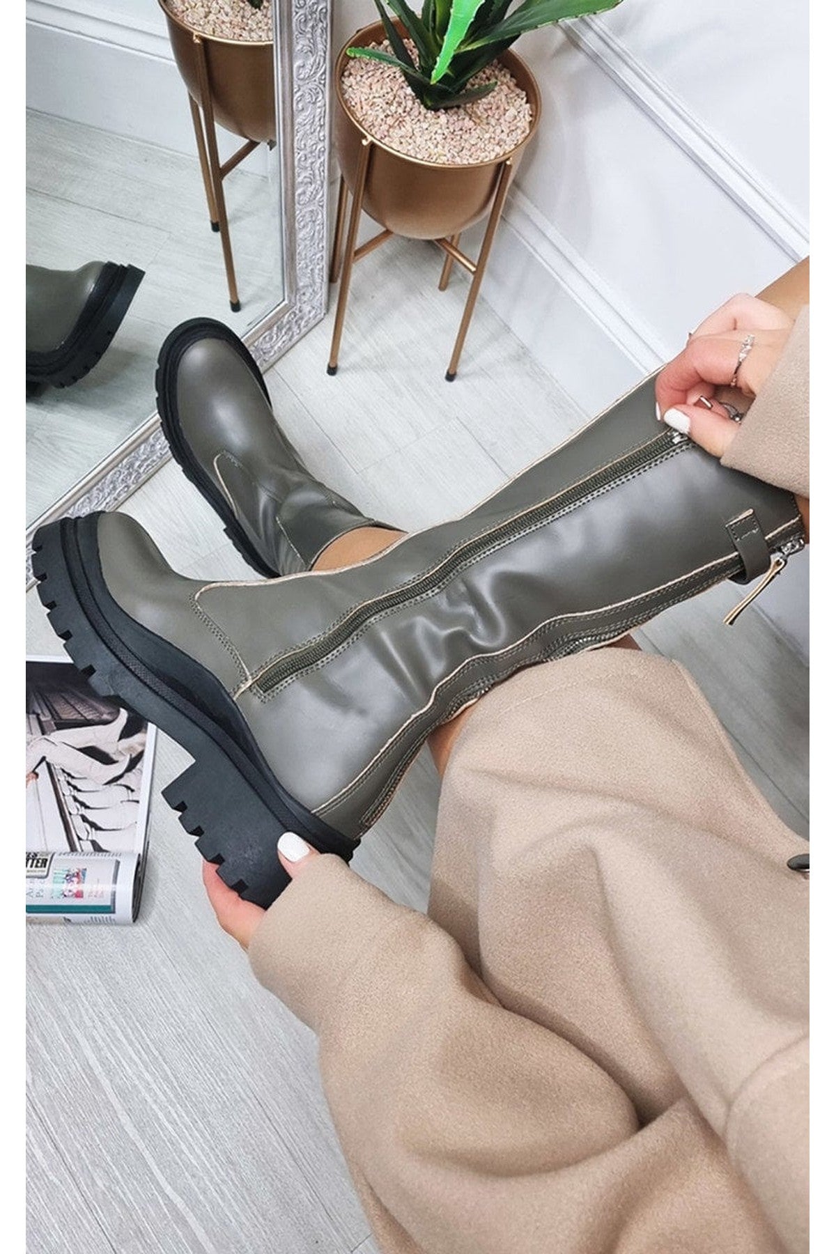 Cassie Faux Leather Chunky Platform Boots - Khaki