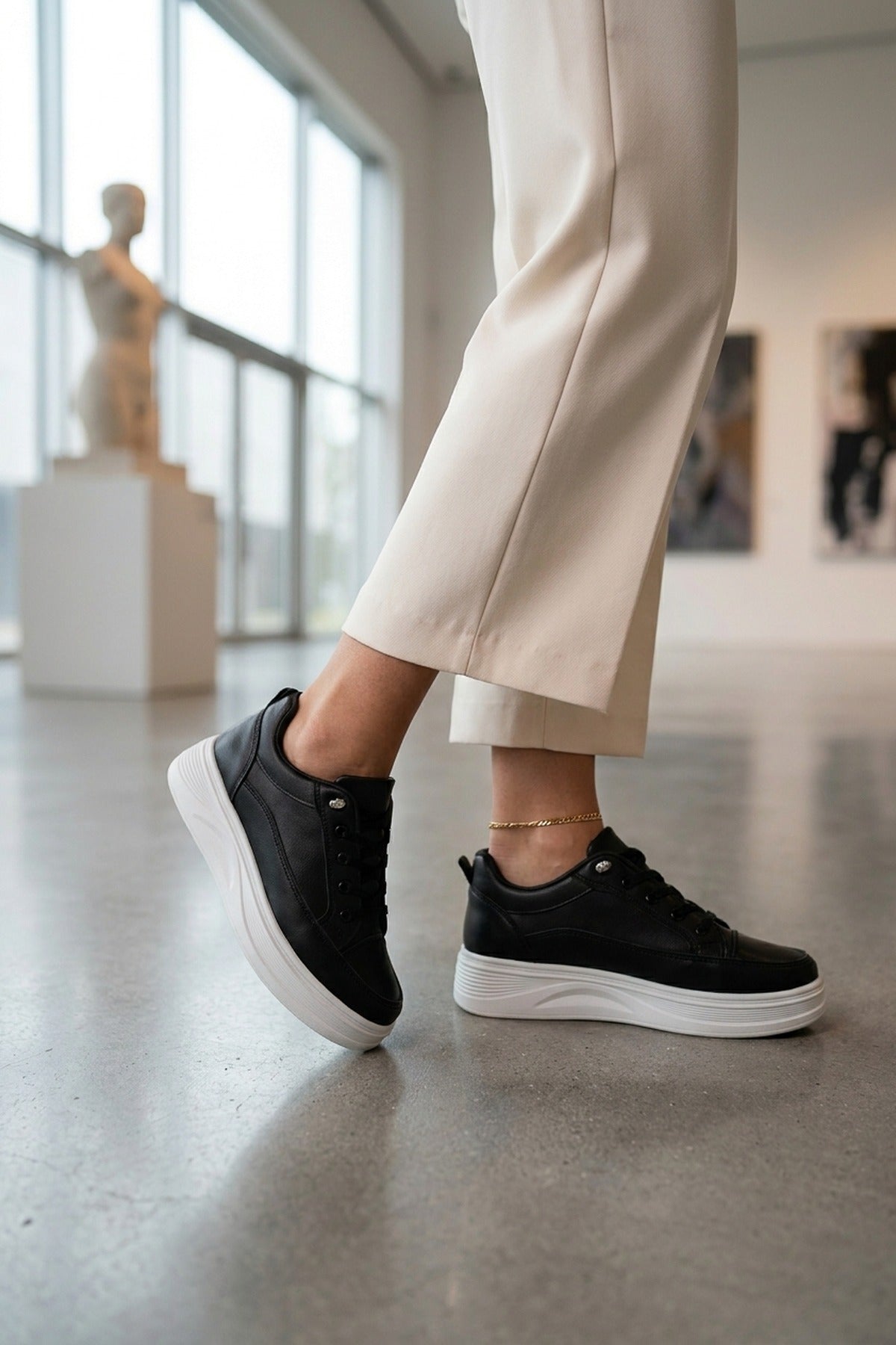 Constance Chunky Sole Lace Up Trainers - Black