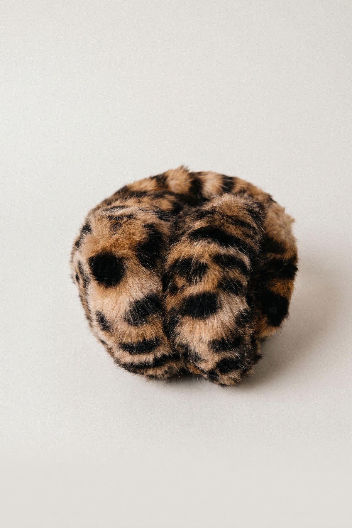 Oliwia Faux Fur Leopard Print Earmuffs - Leopard