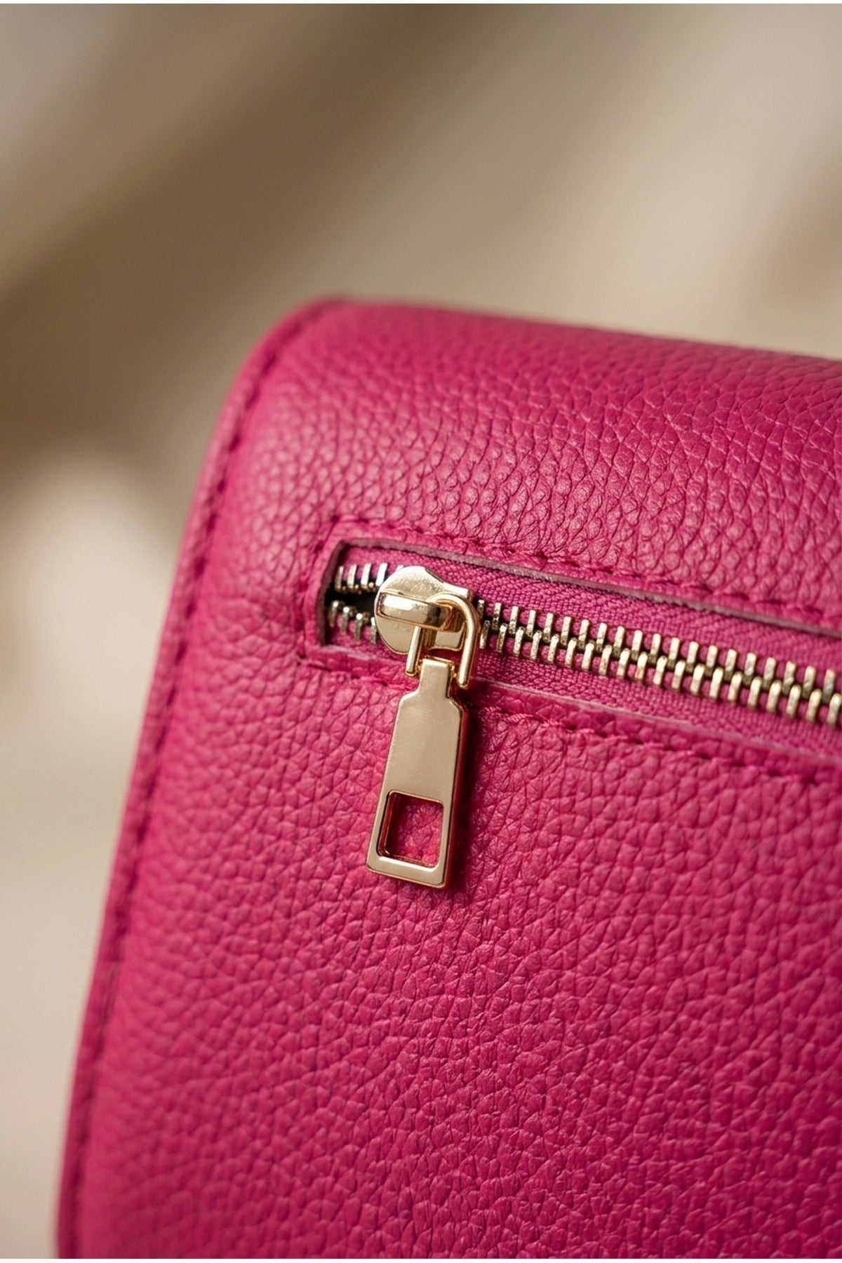 Constance Pebbled Faux Leather Text Bag - Rose