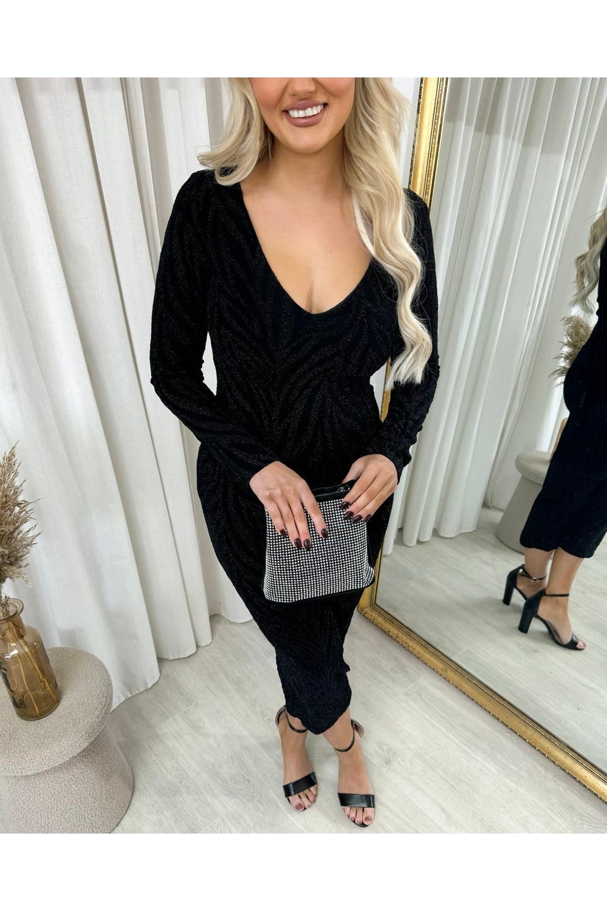 Evelyn Printed V-neck Long Sleeve Glitter Midi Dress - Black