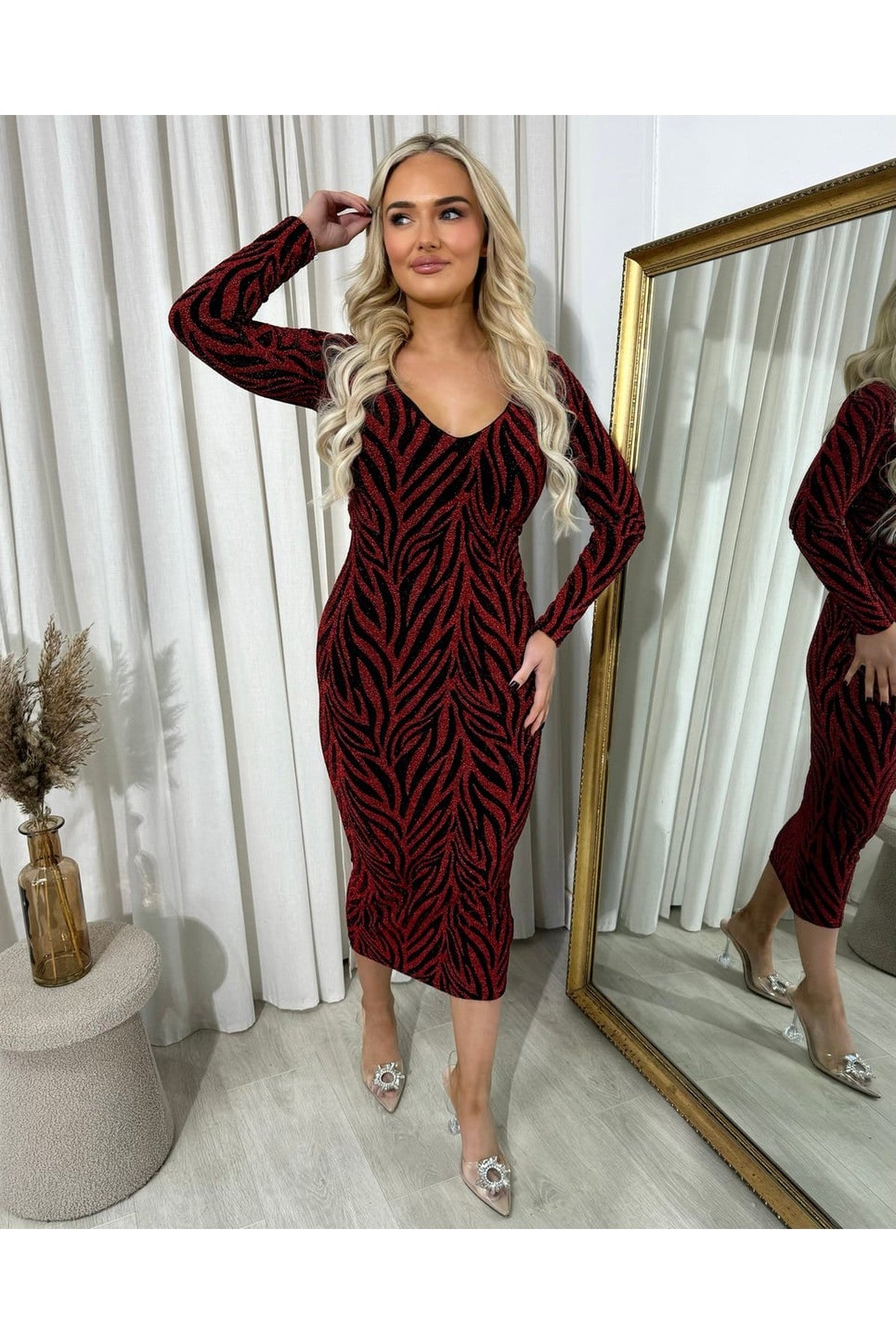 Evelyn Printed V-neck Long Sleeve Glitter Midi Dress - Wine