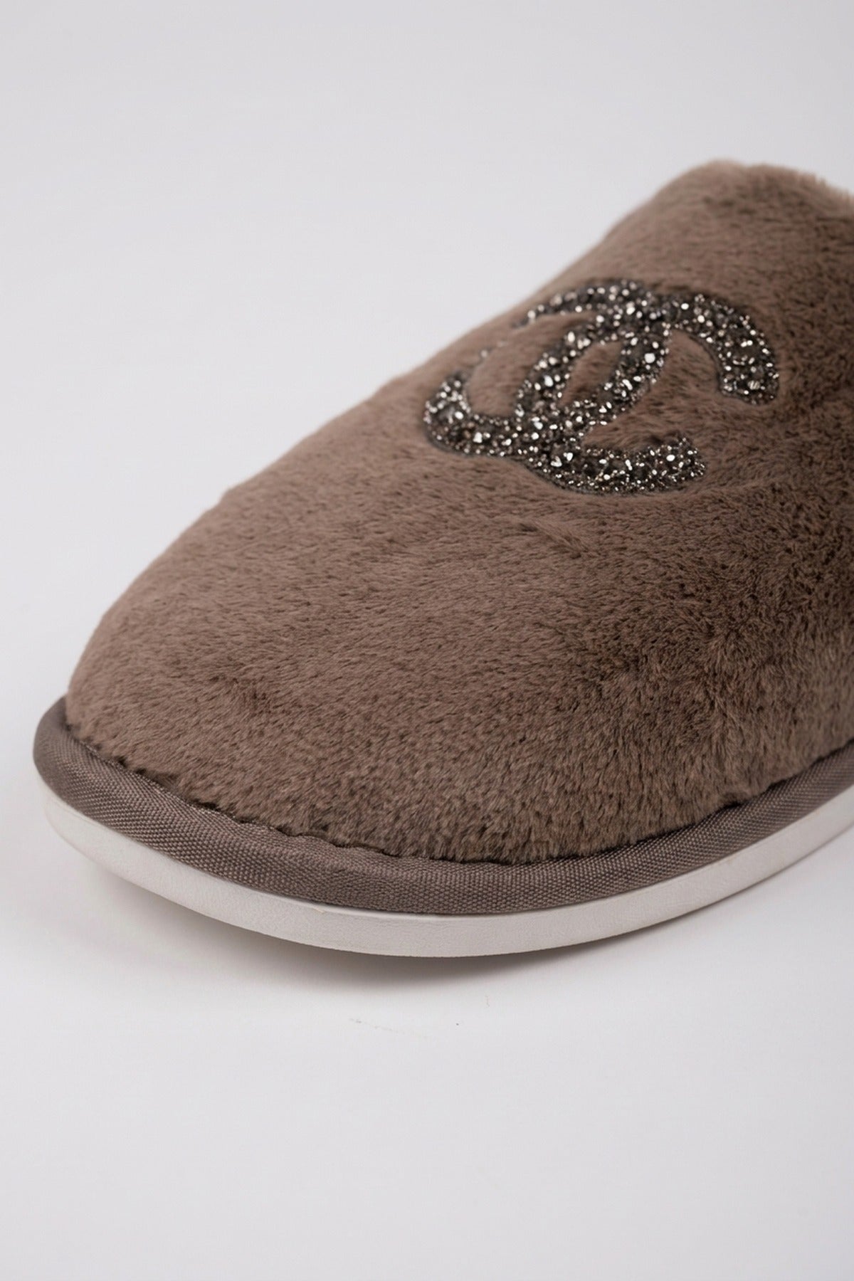 Silke Faux Fur Embellished Slippers - Khaki