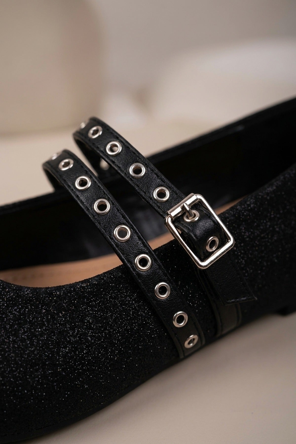 Cordelia Glittery Mary Jane Flats - Black