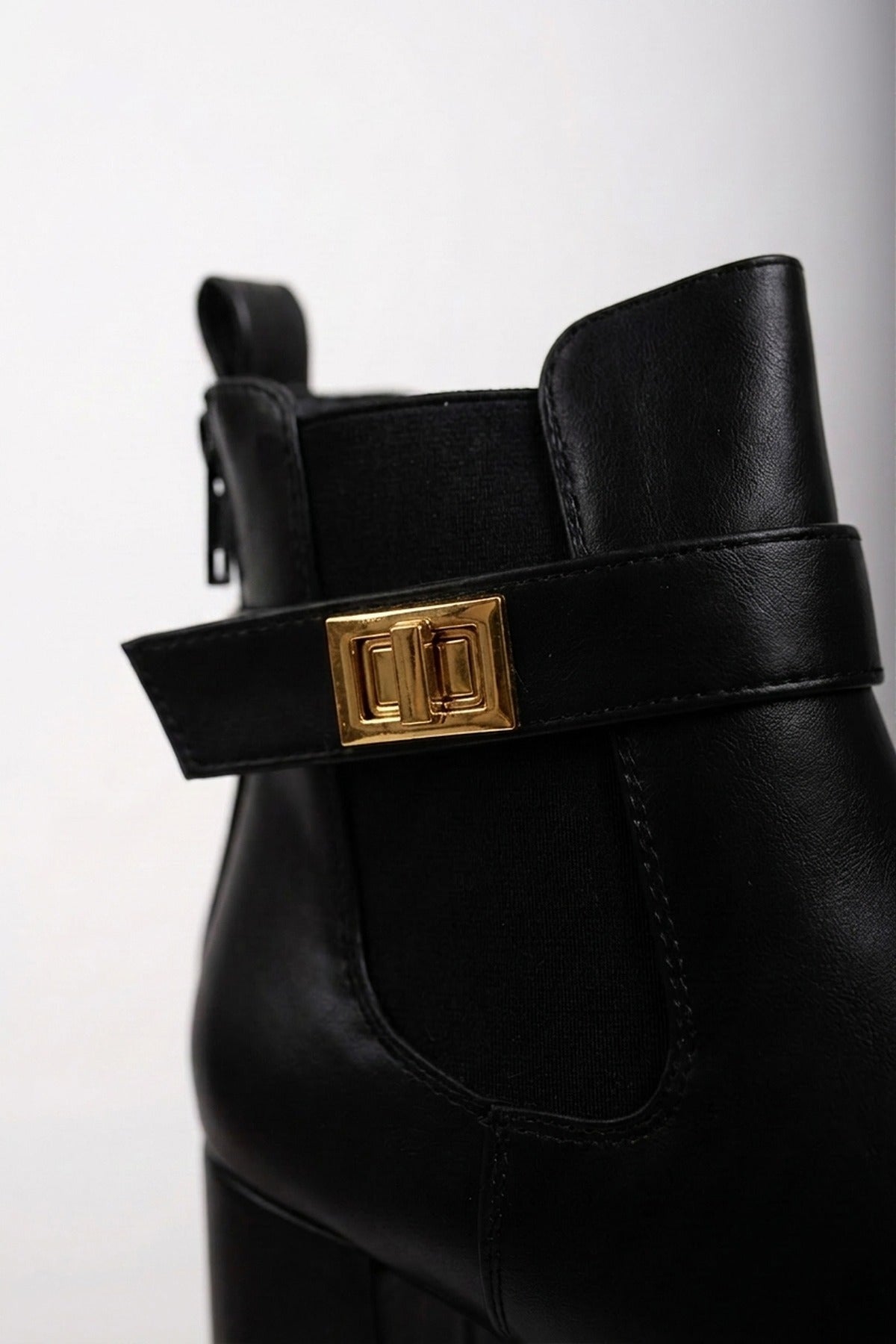 Genevieve Pointed Toe Block Heel Boots - Black