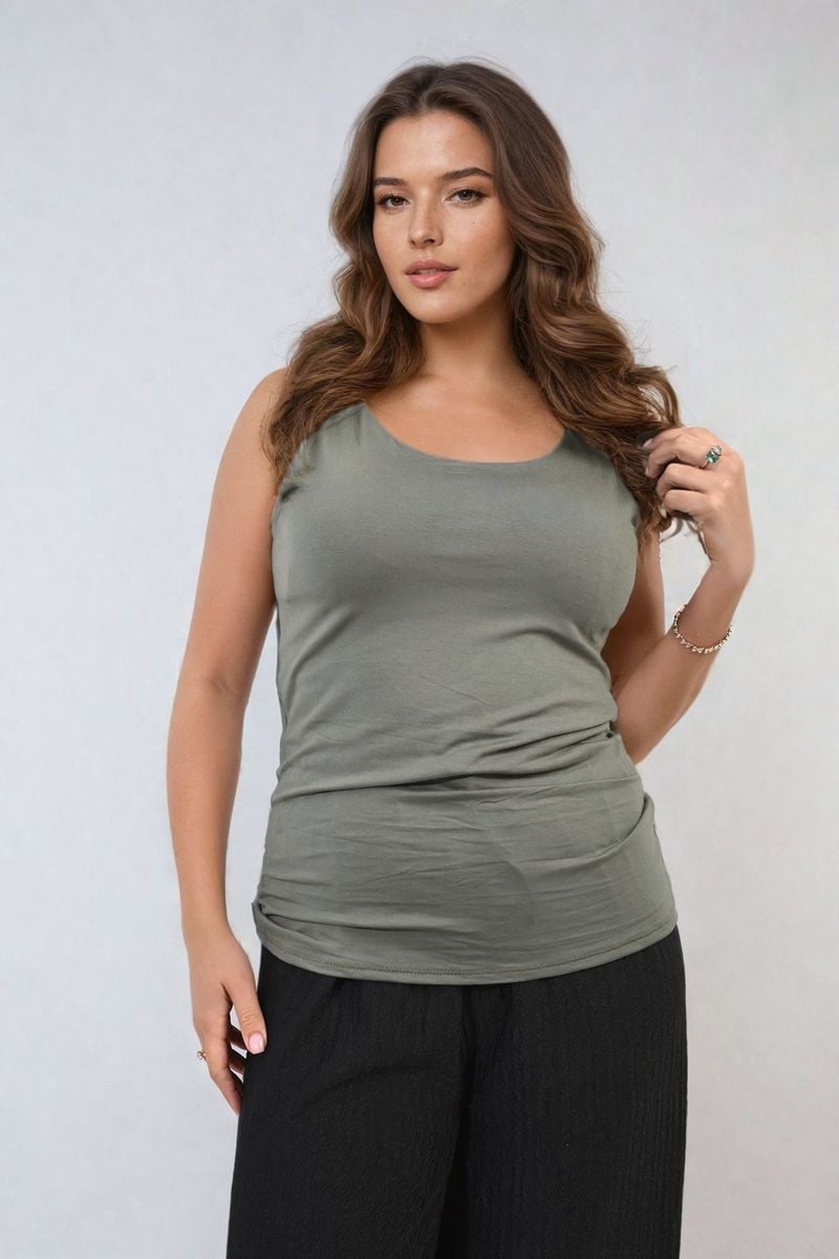 Hallie Scoop Neck Tank Top - Khaki