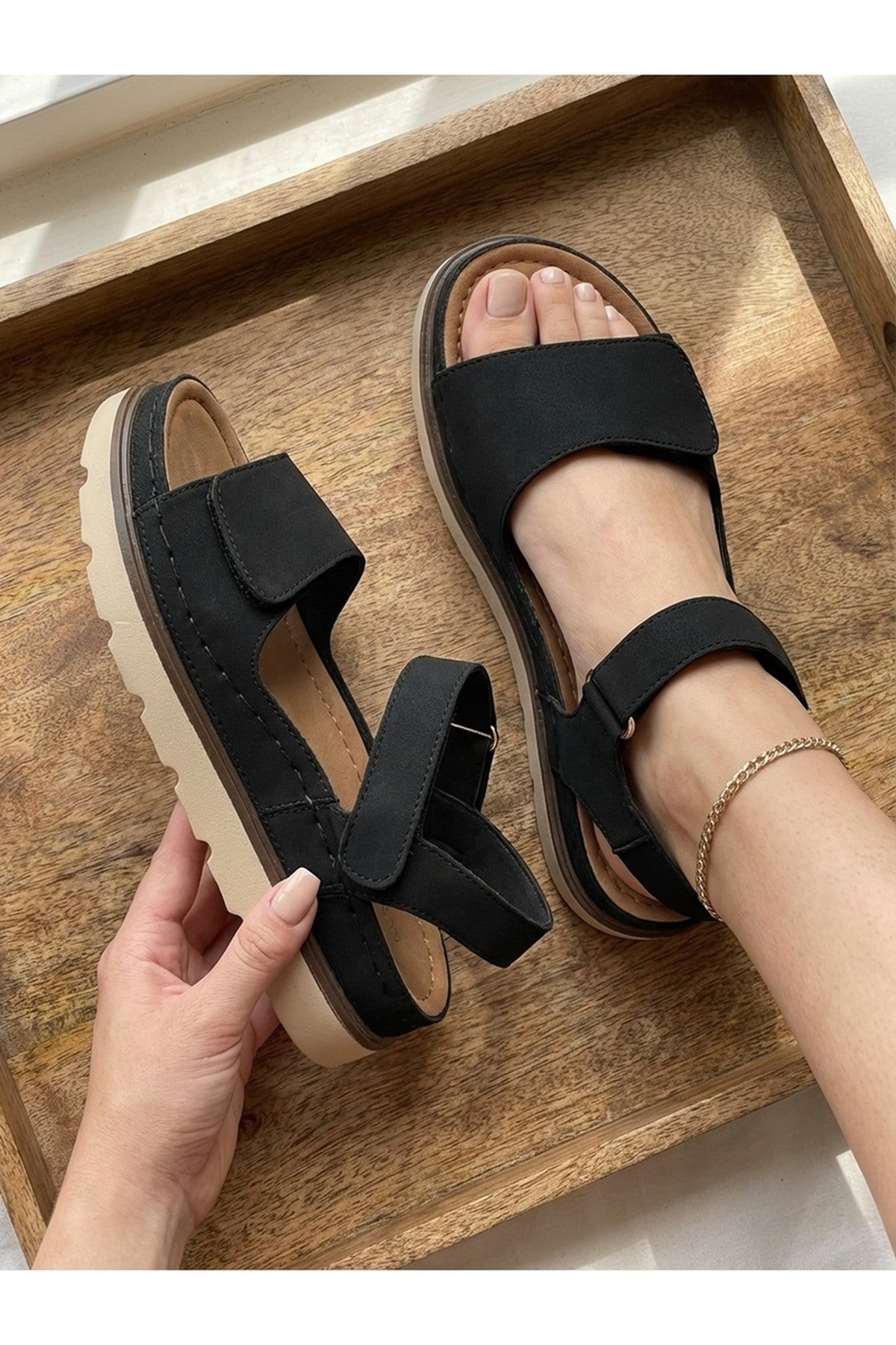 Isla Platform Velcro Sandal - Black