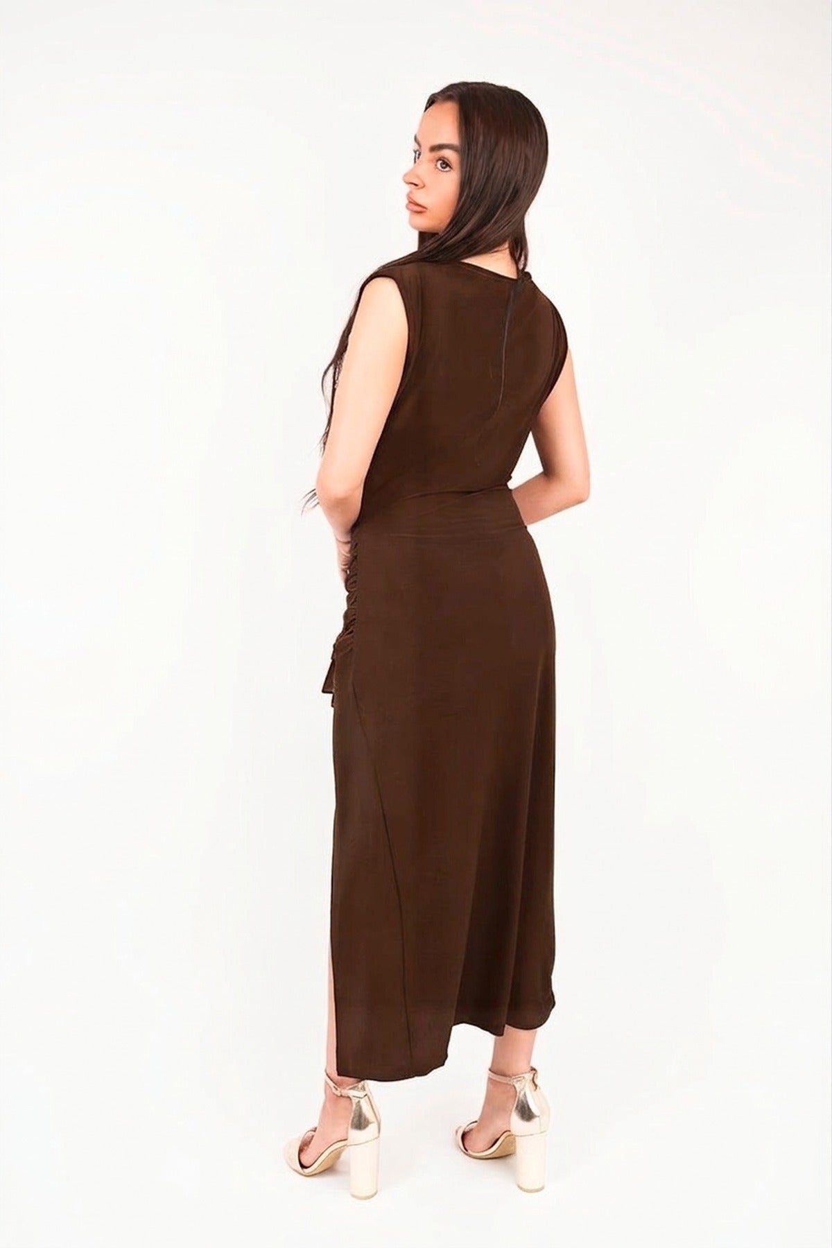Kaida Sleeveless Drape Ring Detail Split Midi Dress - Chocoalte
