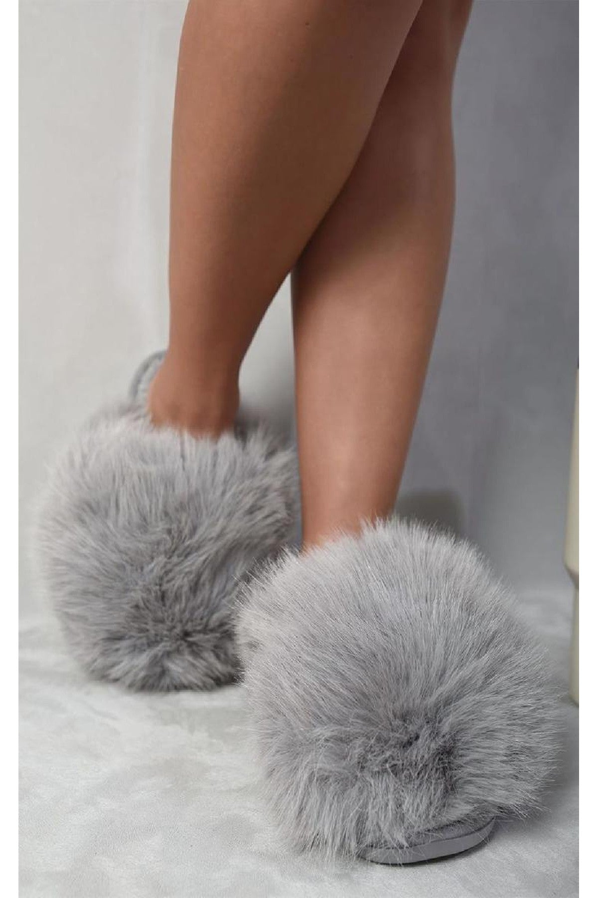 Nadia Fluffy Faux Fur Slippers - Grey