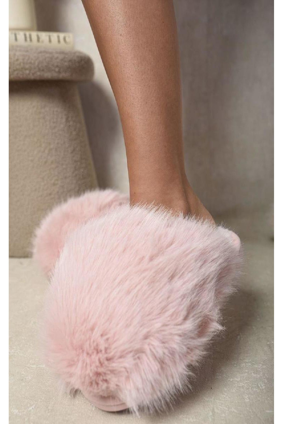 Nadia Fluffy Faux Fur Slippers - Pink