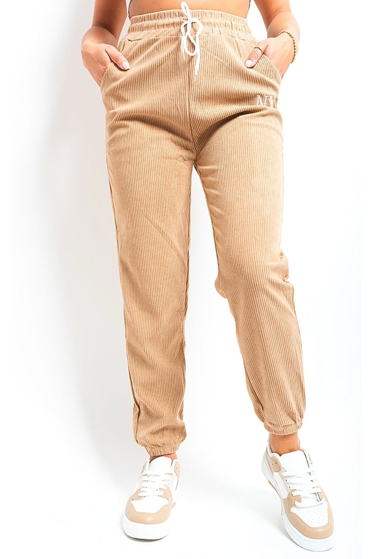 Noemi High Waisted Drawstring Trouser With Pockets - Mocha