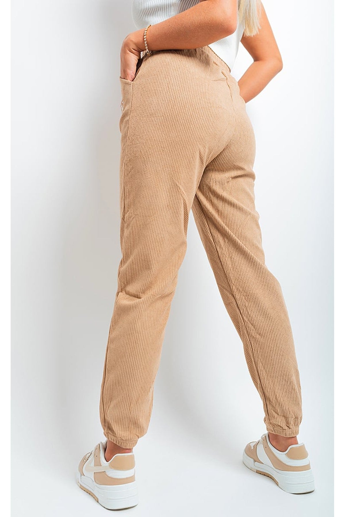 Noemi High Waisted Drawstring Trouser With Pockets - Mocha