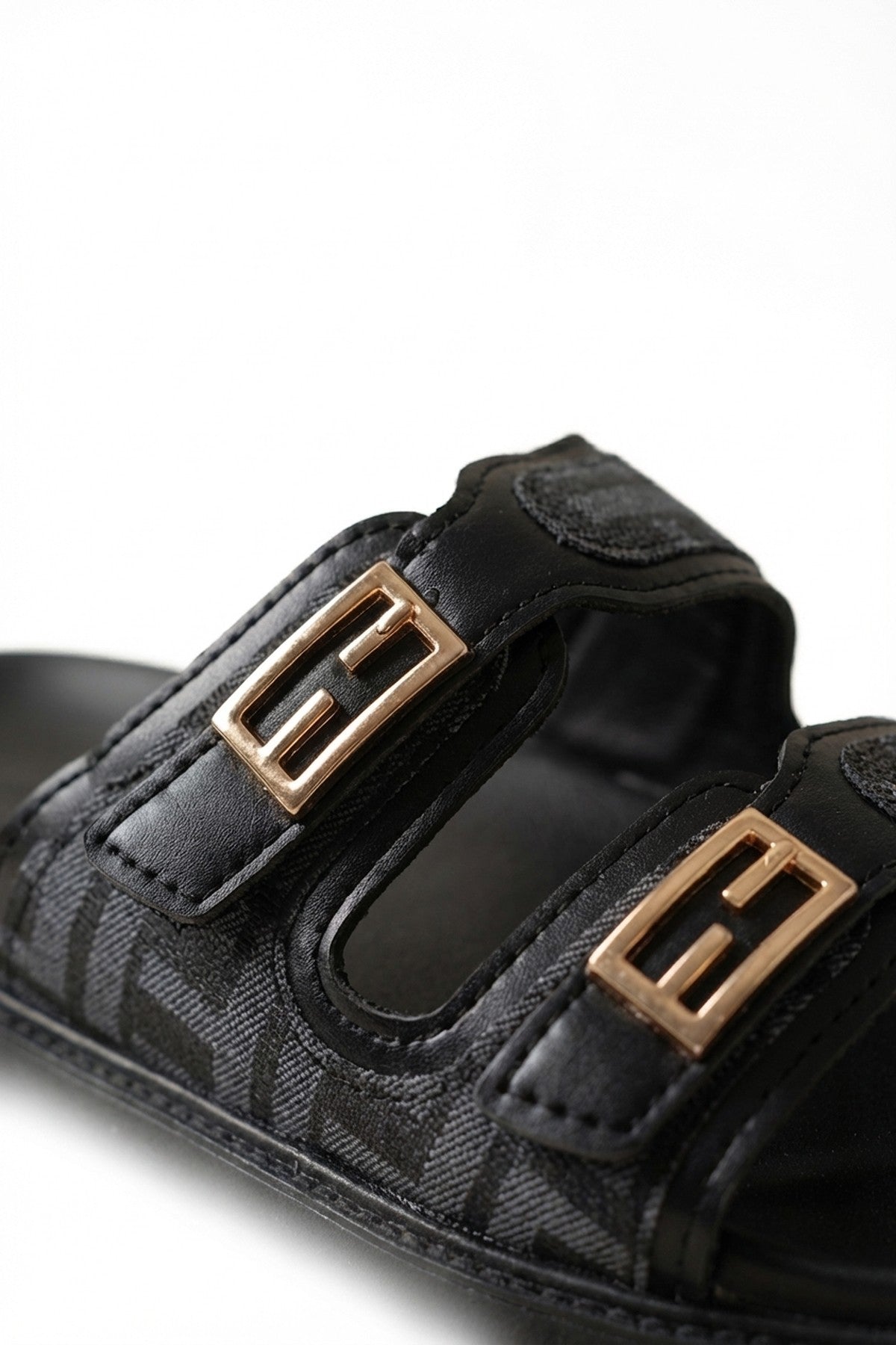 Willow Patterned Buckle Sandals - Black