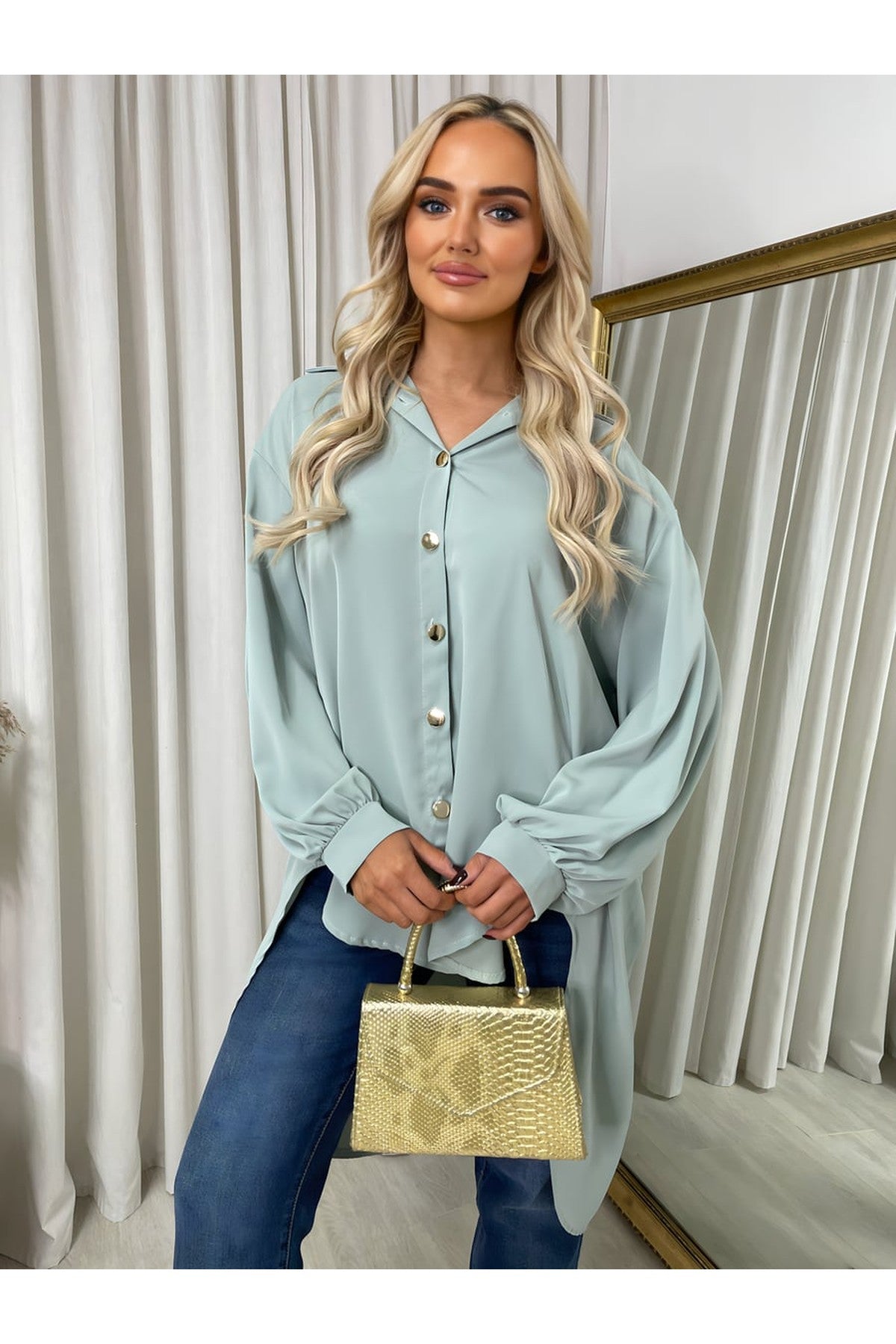 Sienna Oversized Collared Button Down Top - Light Green