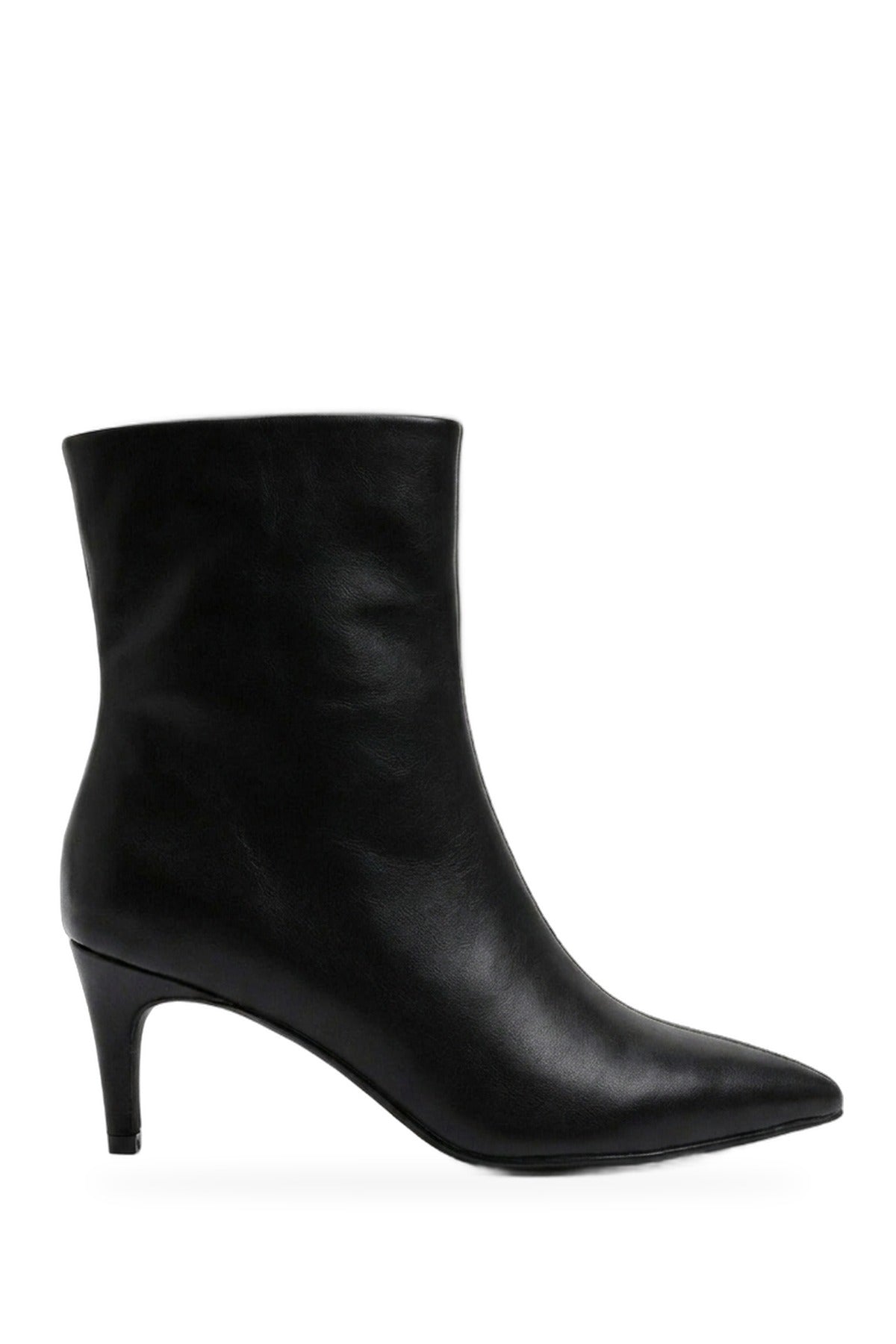 Svetlana Faux Leather Pointed Toe Kitten - Black