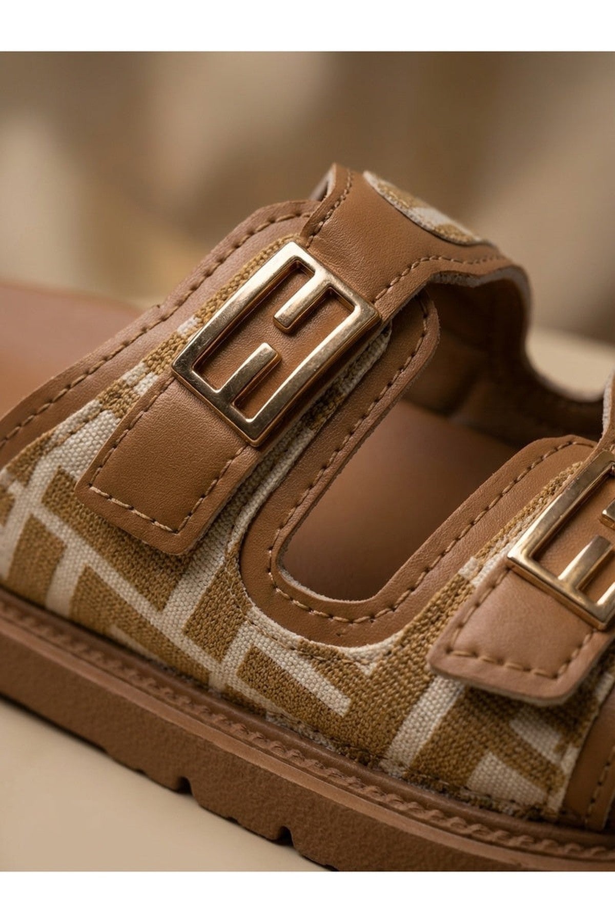 Willow Patterned Buckle Sandals - Khaki