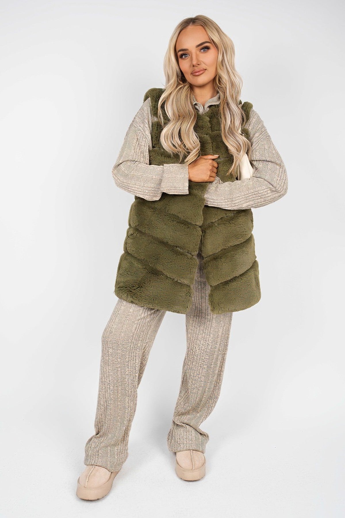 Verina Sleeveless Faux Fur Longline Gilet - Khaki