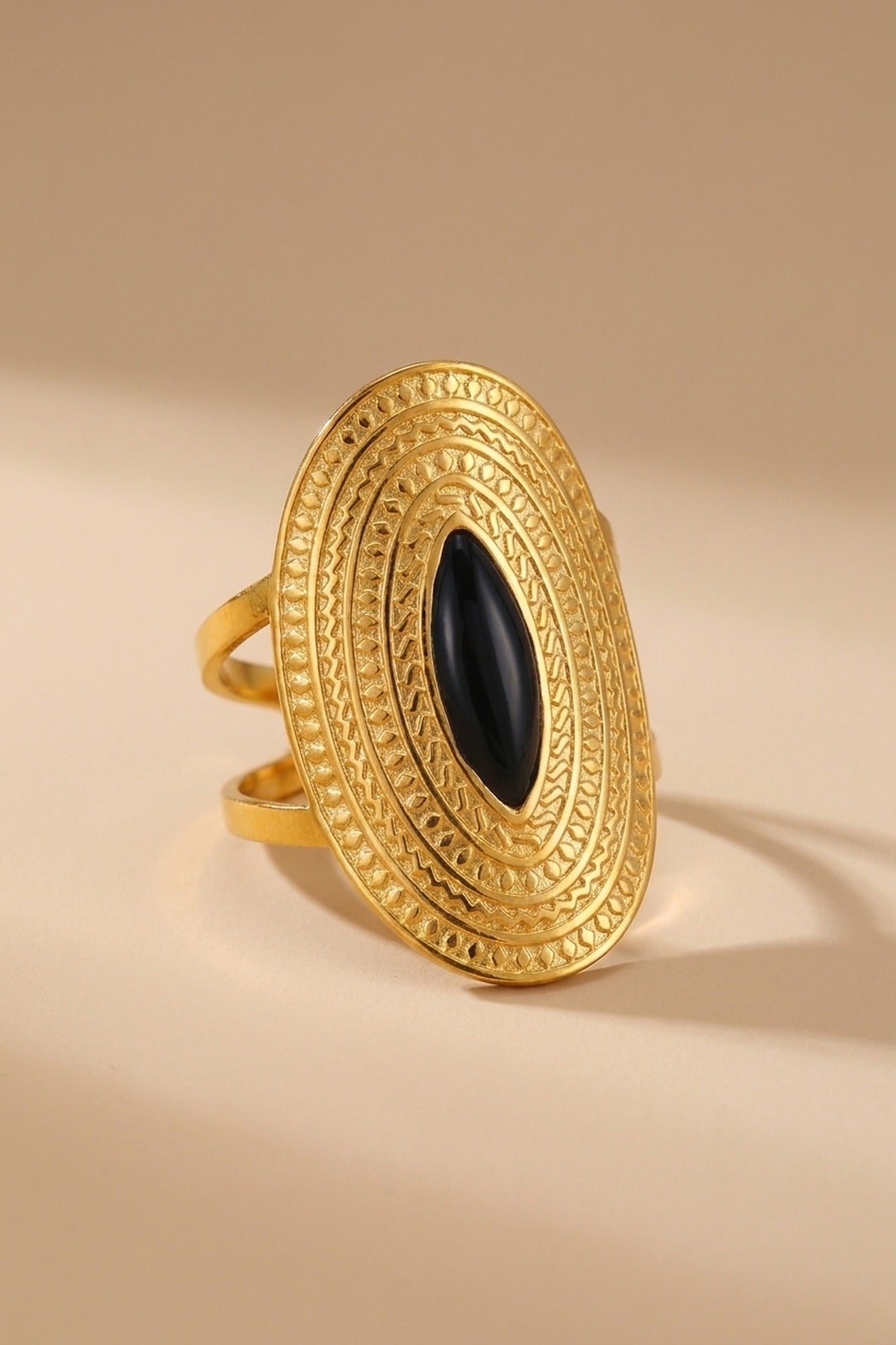 Emaar Oval Open Ring - Black