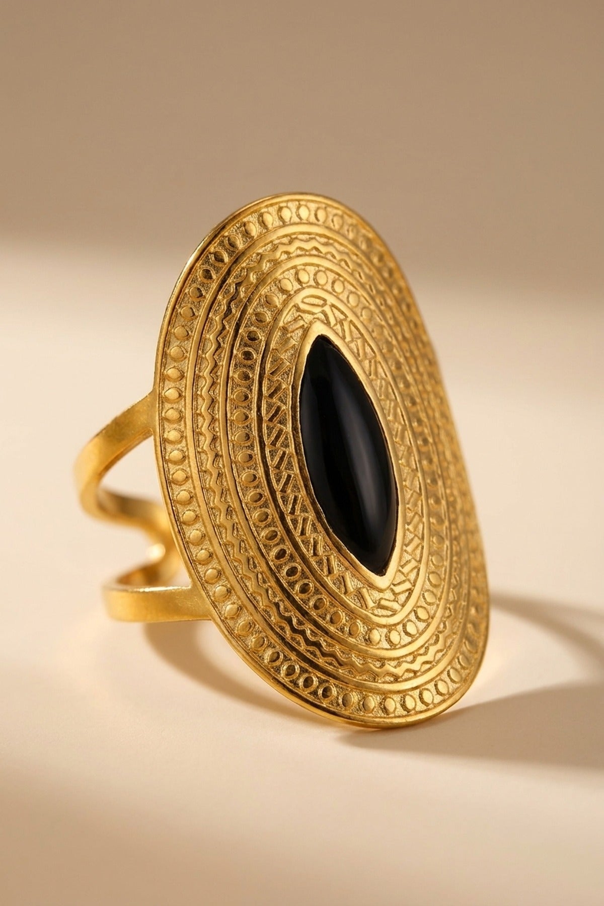 Emaar Oval Open Ring - Black