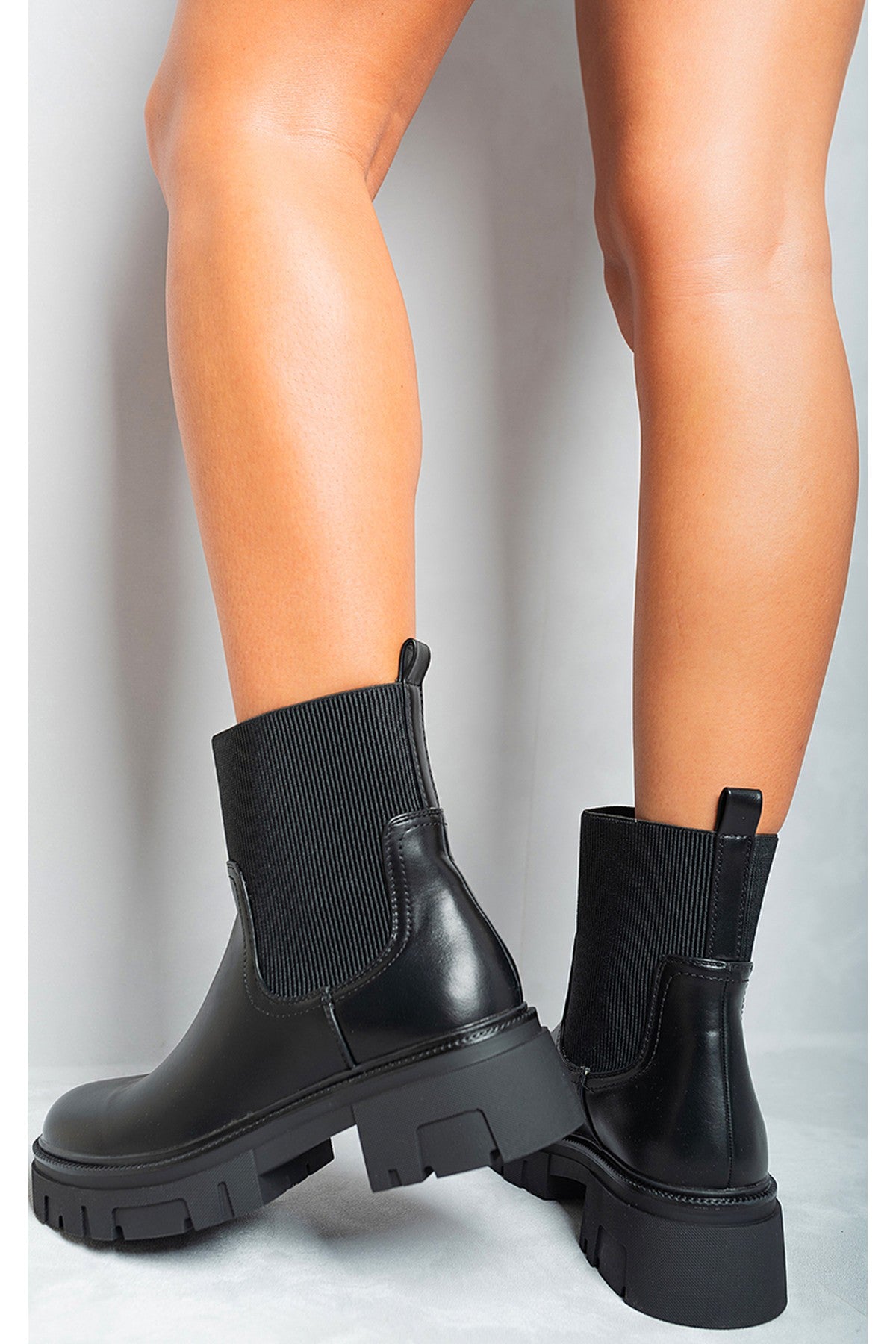 Ashley Chelsea Chunky Ankle Boots - BLACK