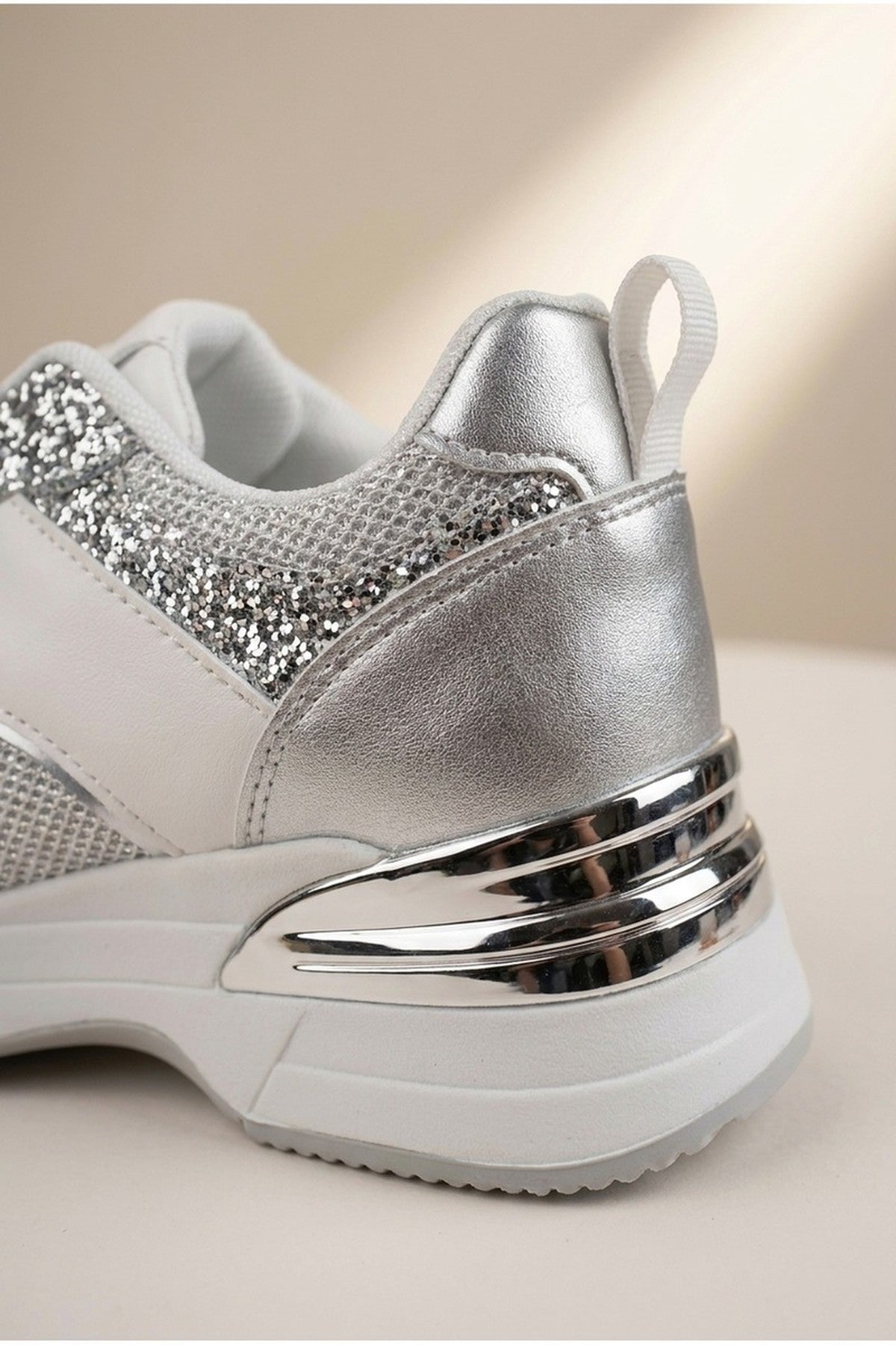 Chloe Womens Glitter Panel Platform Trainers - Silver
