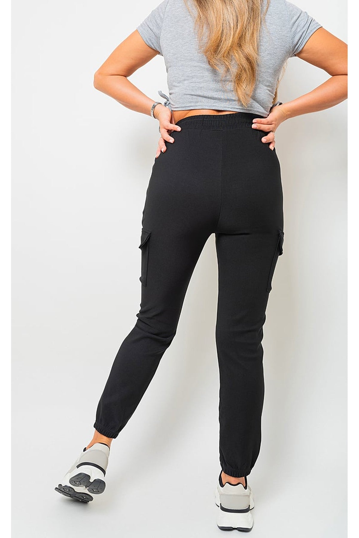 Holly Fleece Lined Cargo Pocket Trouser With Drawstring - Black