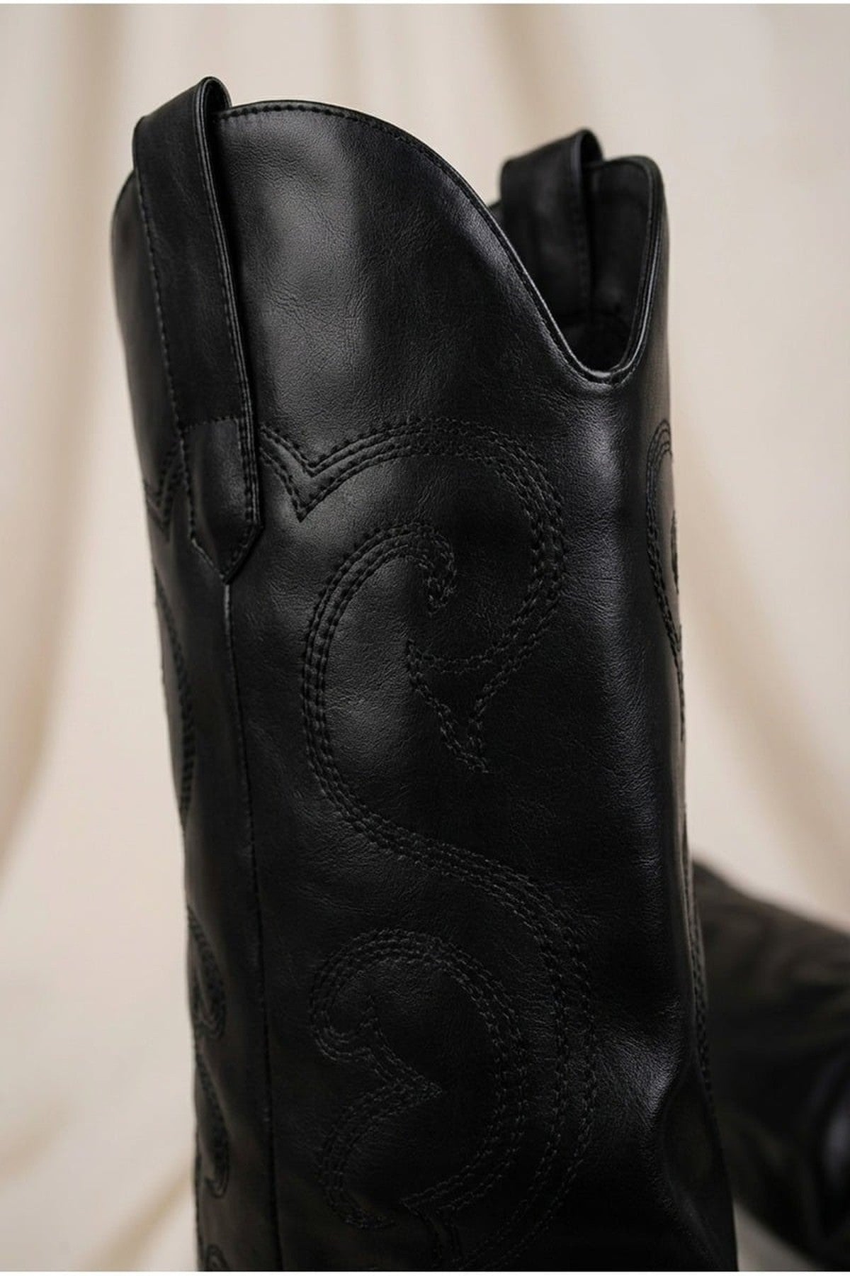 Ivy Womens Embroidered Western Cowboy Boots - Jet Black