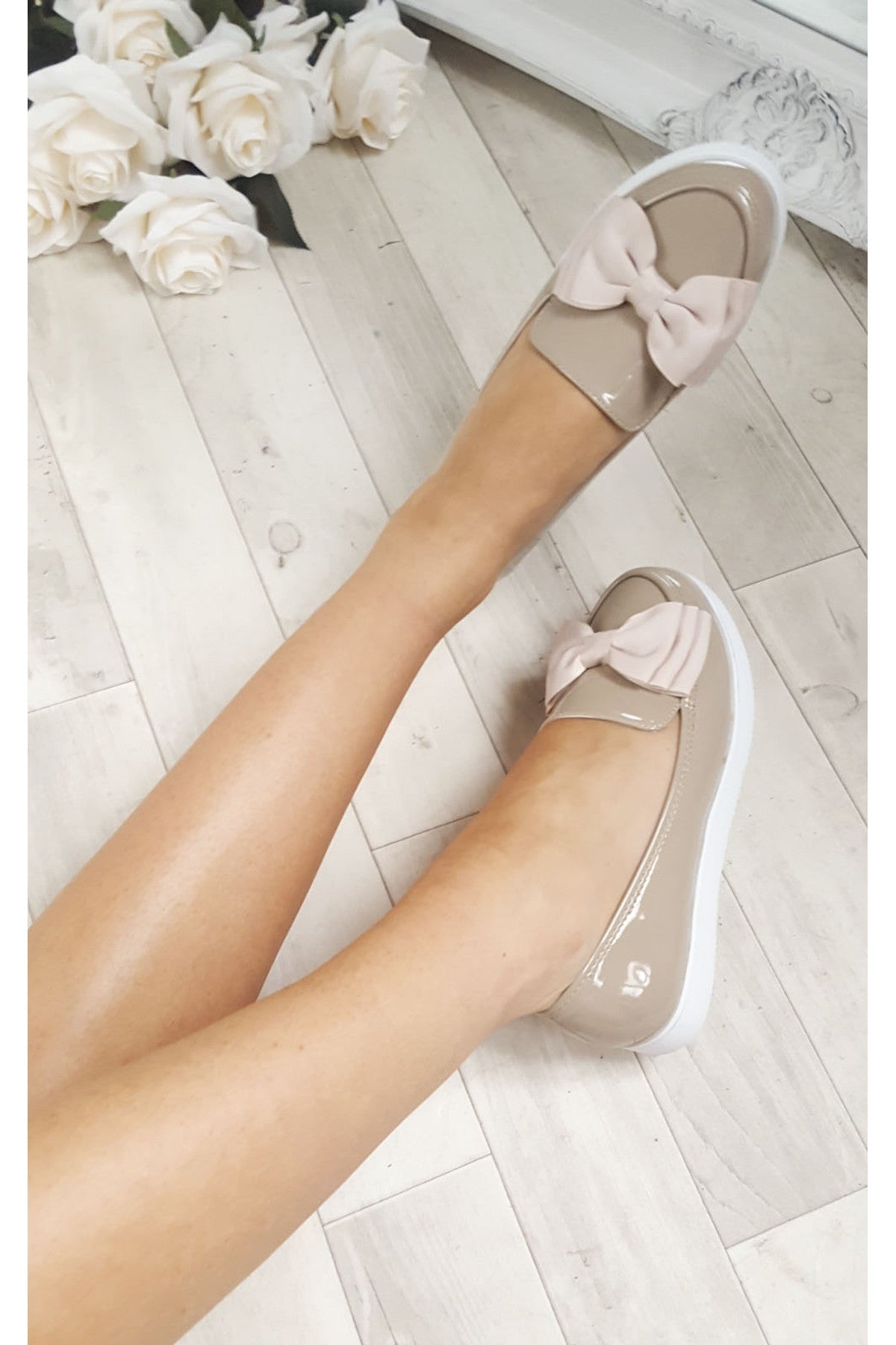 Lucinda Bow Patent Flat Pump Shoe - NUDE