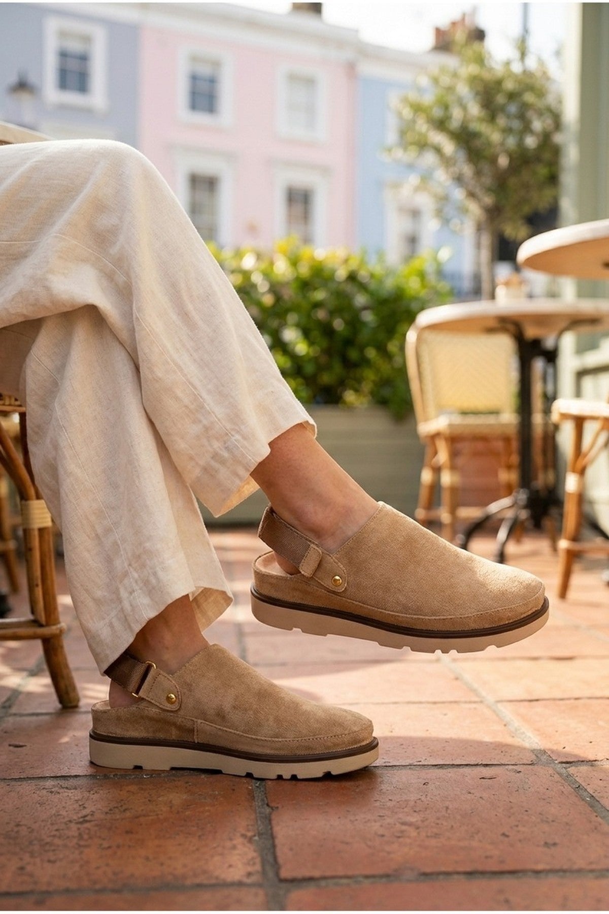 Tara Womens Suede Convertible Slingback Clogs - Khaki