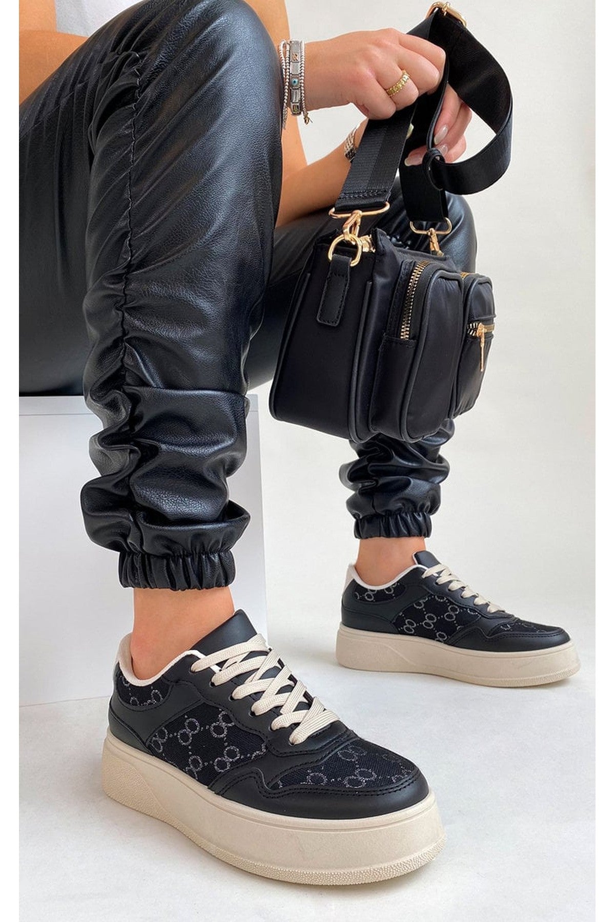 Annie Printed Trainers - Black