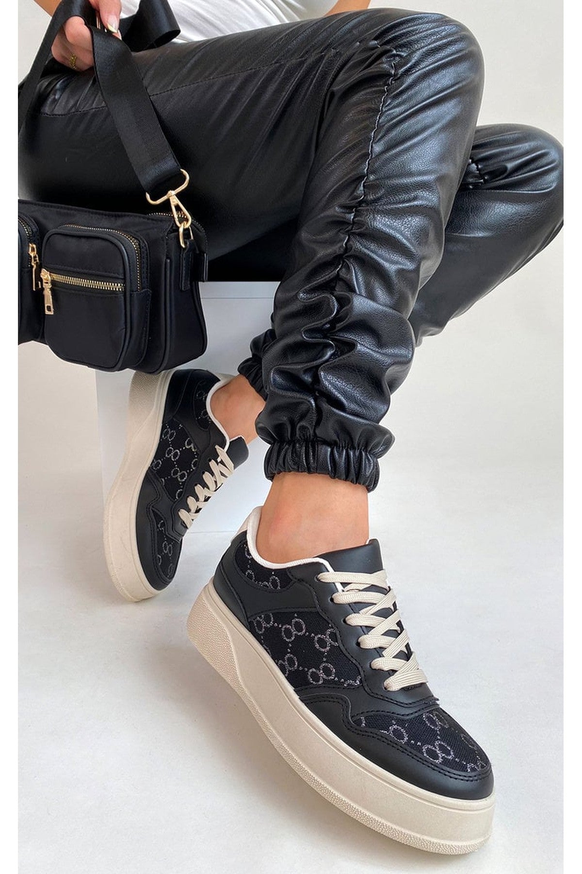 Annie Printed Trainers - Black