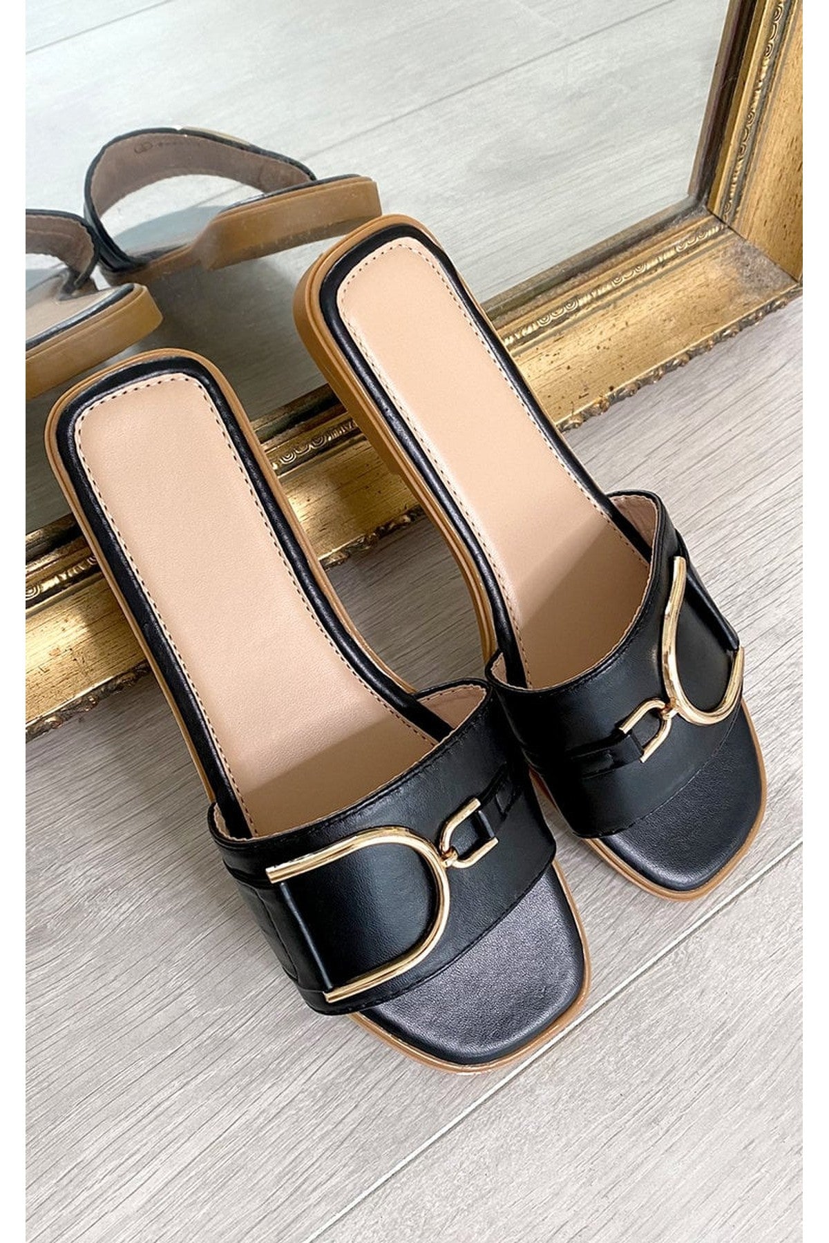 Ashleigh Gold Detail Sliders - Black
