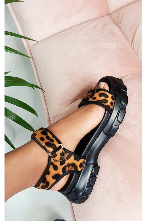 Ayla Strap Chunky Sandals - Leopard