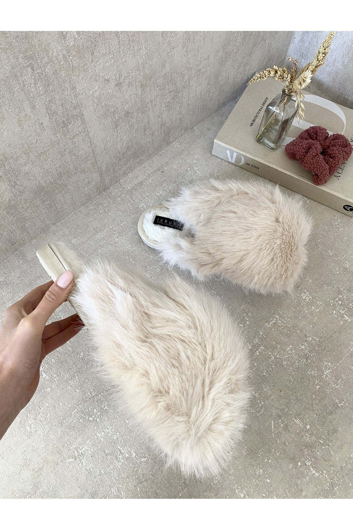 Mildred Fluffy Faux Fur Winter Sandals - Beige