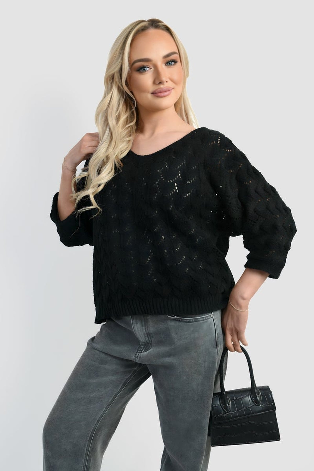 Eliza Half Sleeve Chunky Cable Knit Jumper - Black