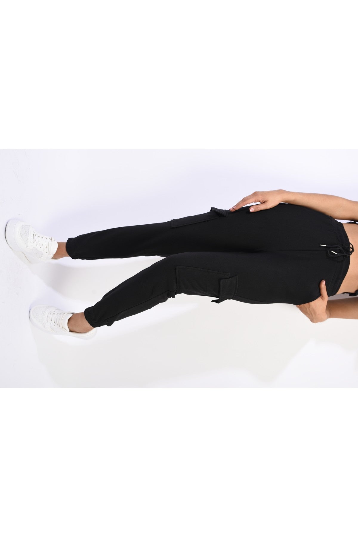 Holly Fleece Lined Cargo Pocket Trouser With Drawstring - Black