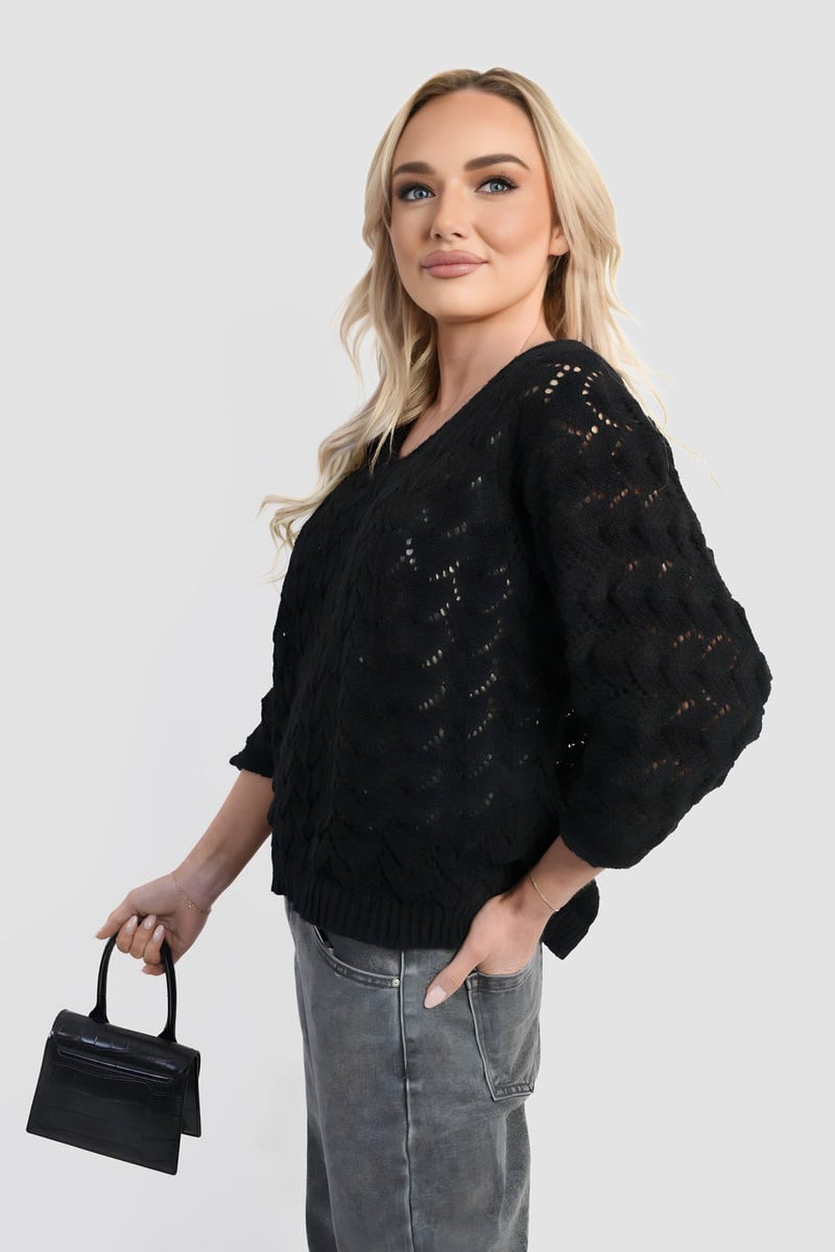 Eliza Half Sleeve Chunky Cable Knit Jumper - Black