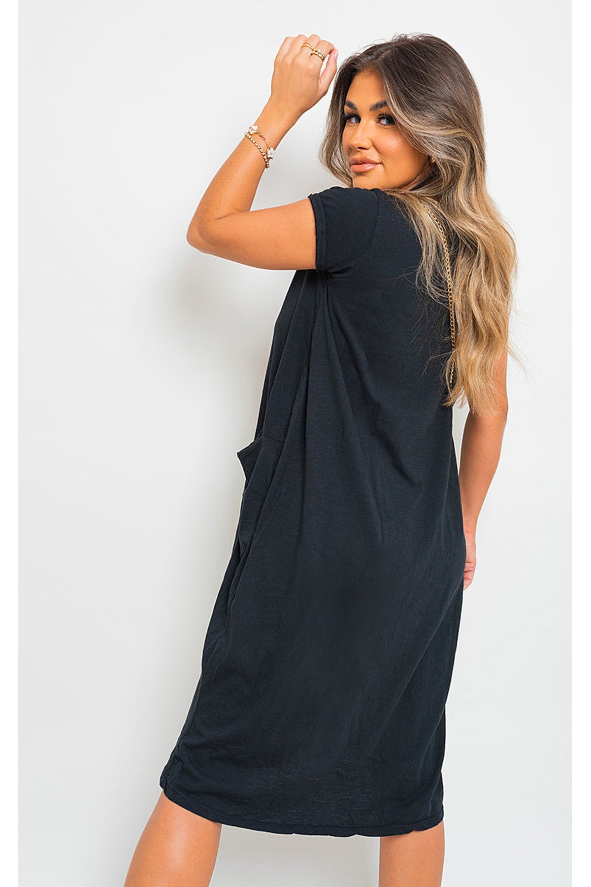 Esme Short Sleeve With Front Pockets Top - Black